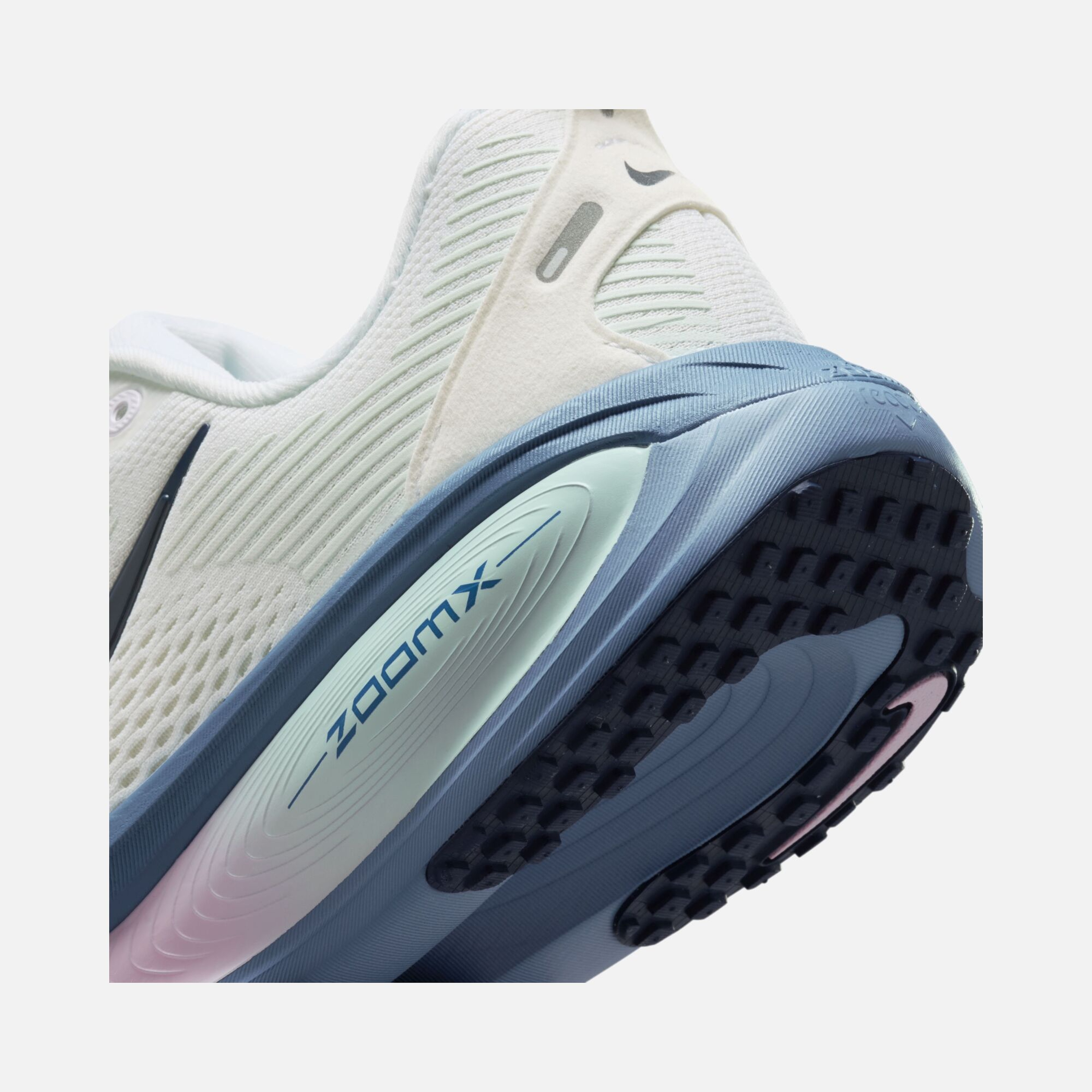 Nike Vomero 18 ZoomX Road Running Kadın Spor Ayakkabı