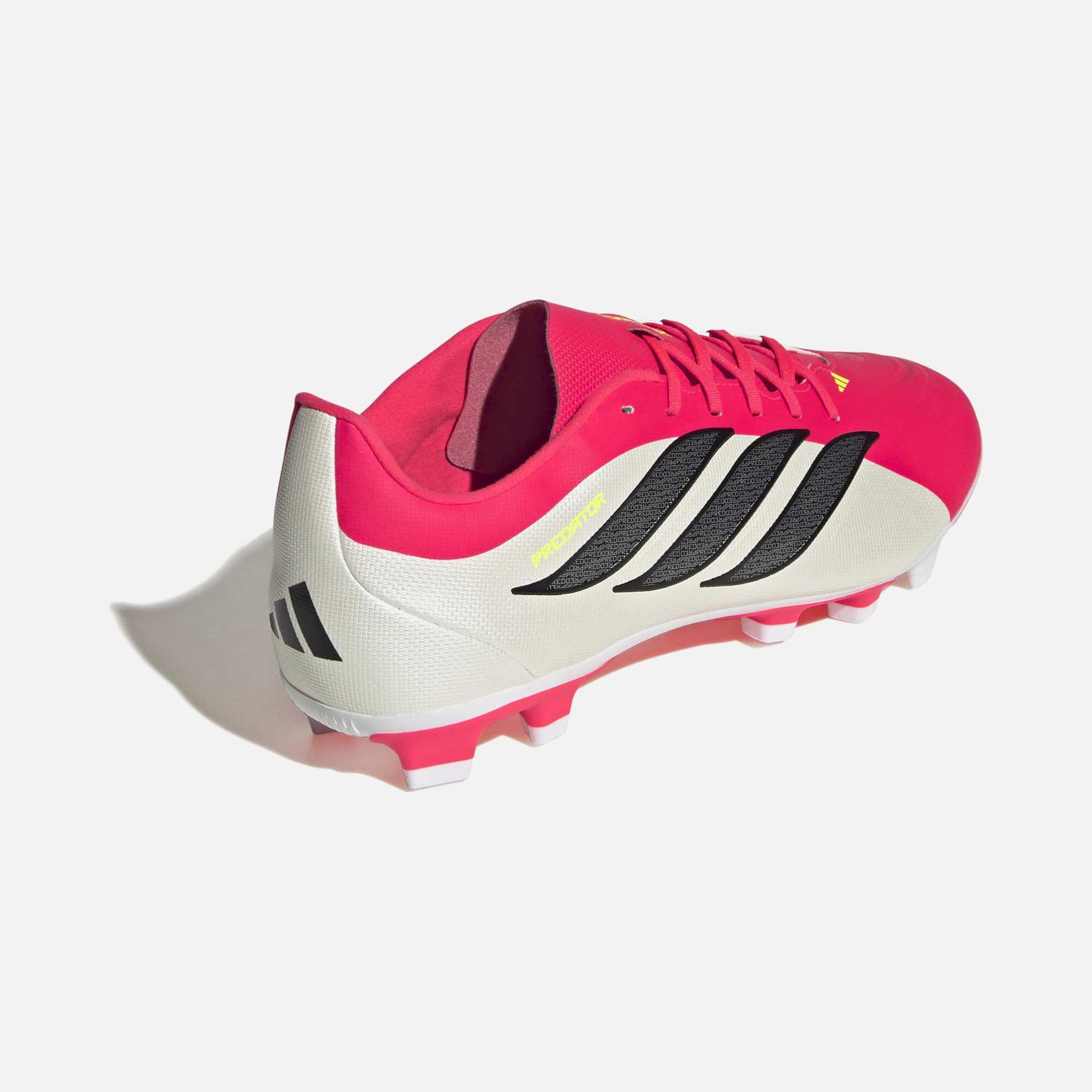 adidas Predator Club Fg/Mg SU26 Erkek Krampon