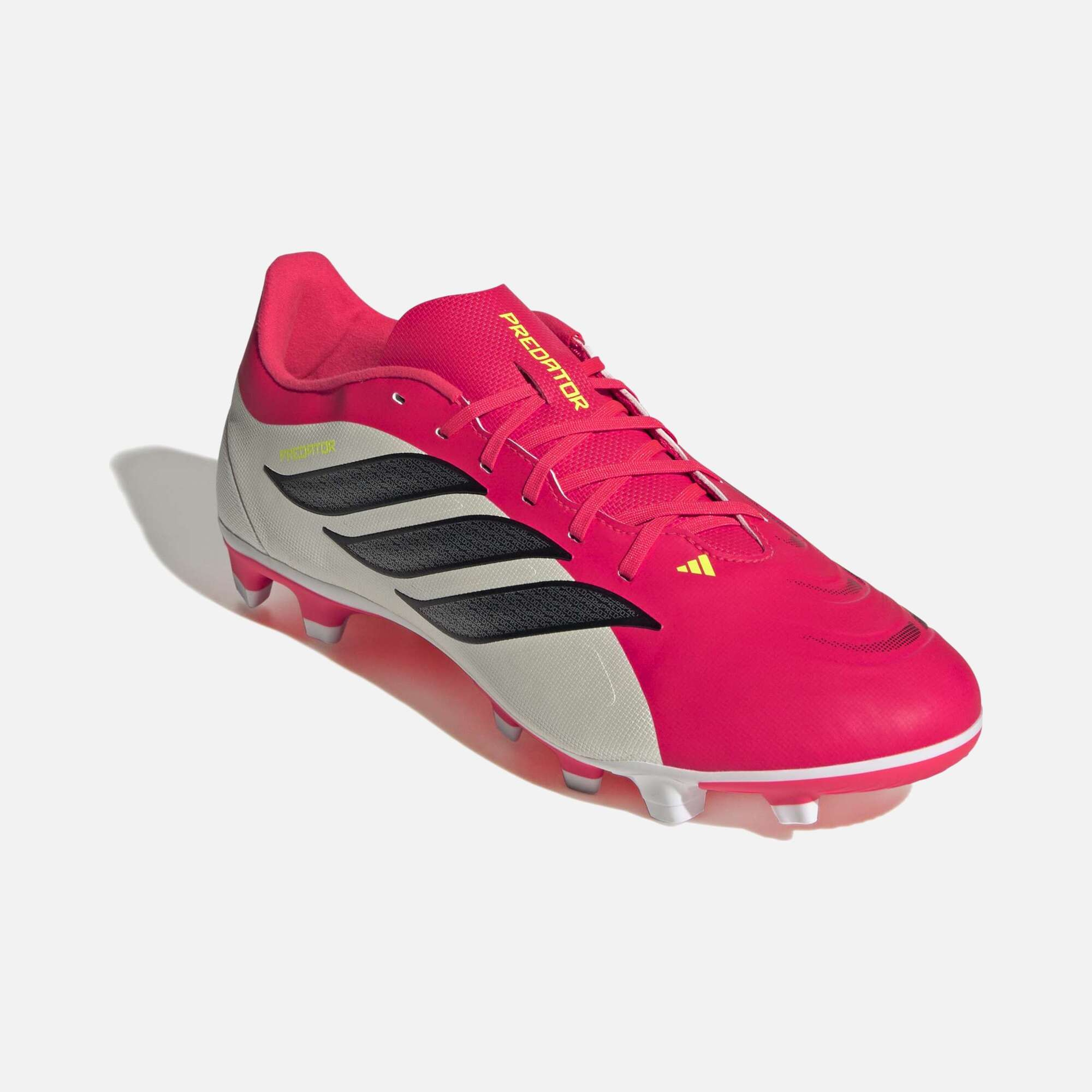 adidas Predator Club Fg/Mg SU26 Erkek Krampon