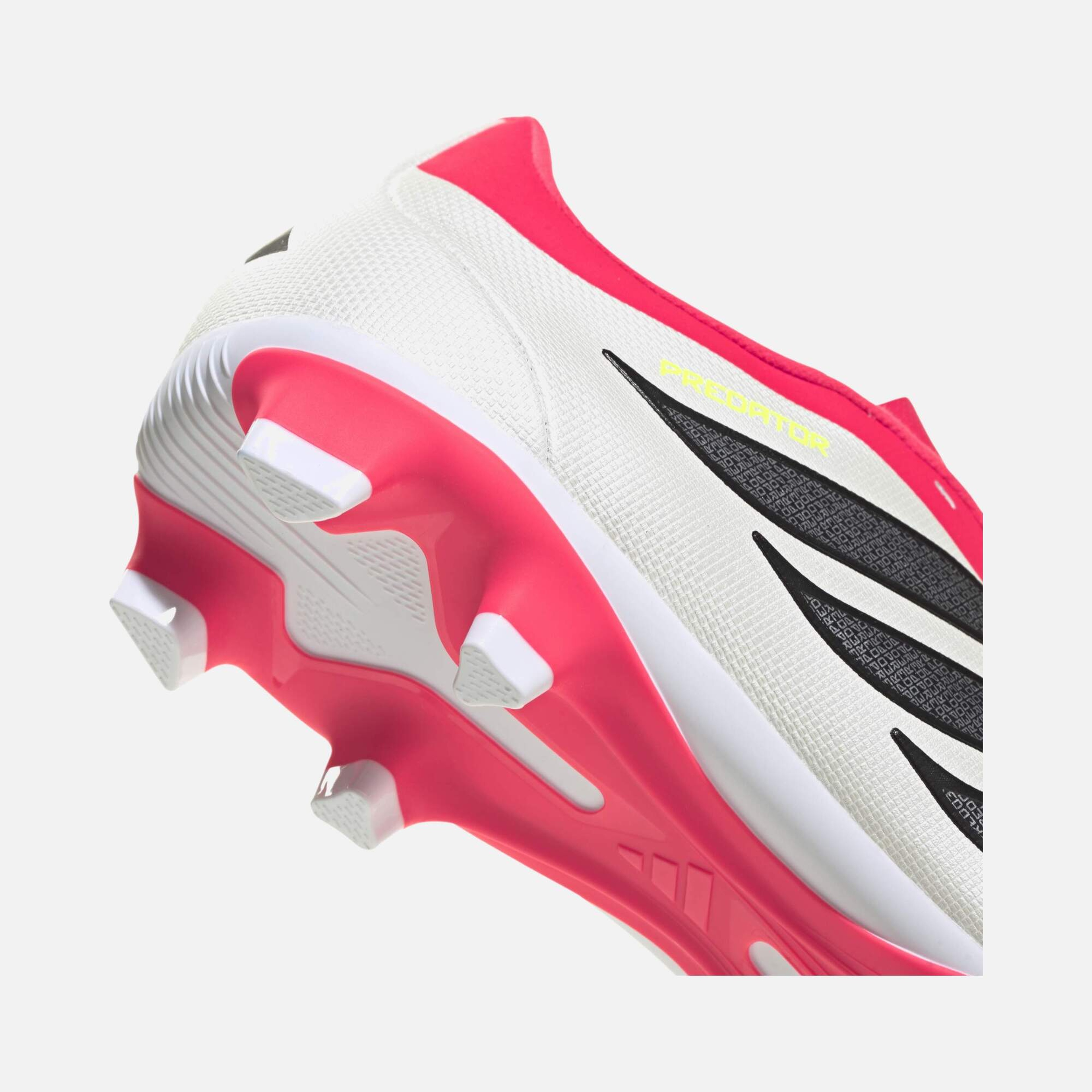 adidas Predator Club Fg/Mg SU26 Erkek Krampon