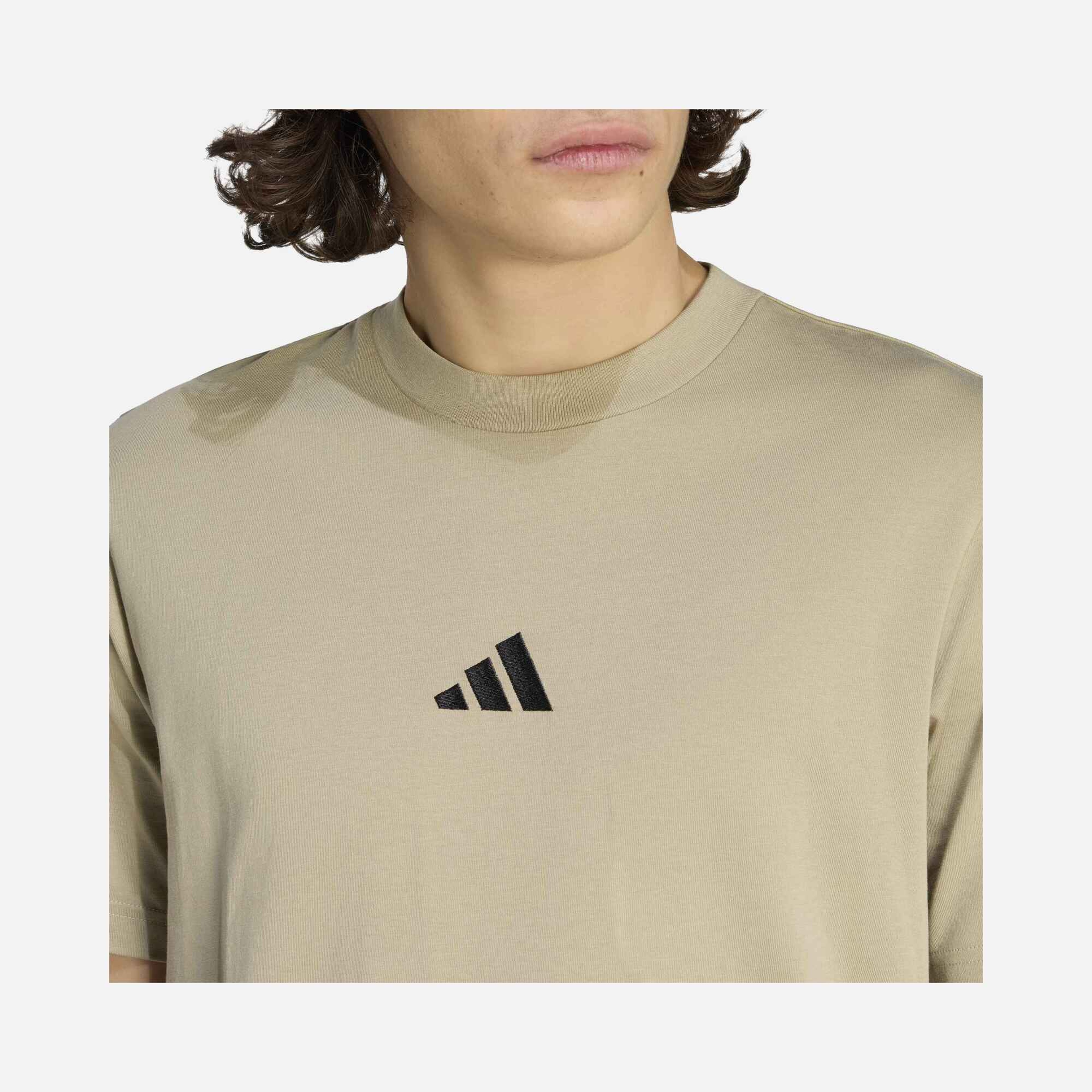 adidas Sportswear Essentials Embroidered Small Logo Single Jersey Short-Sleeve Erkek Tişört