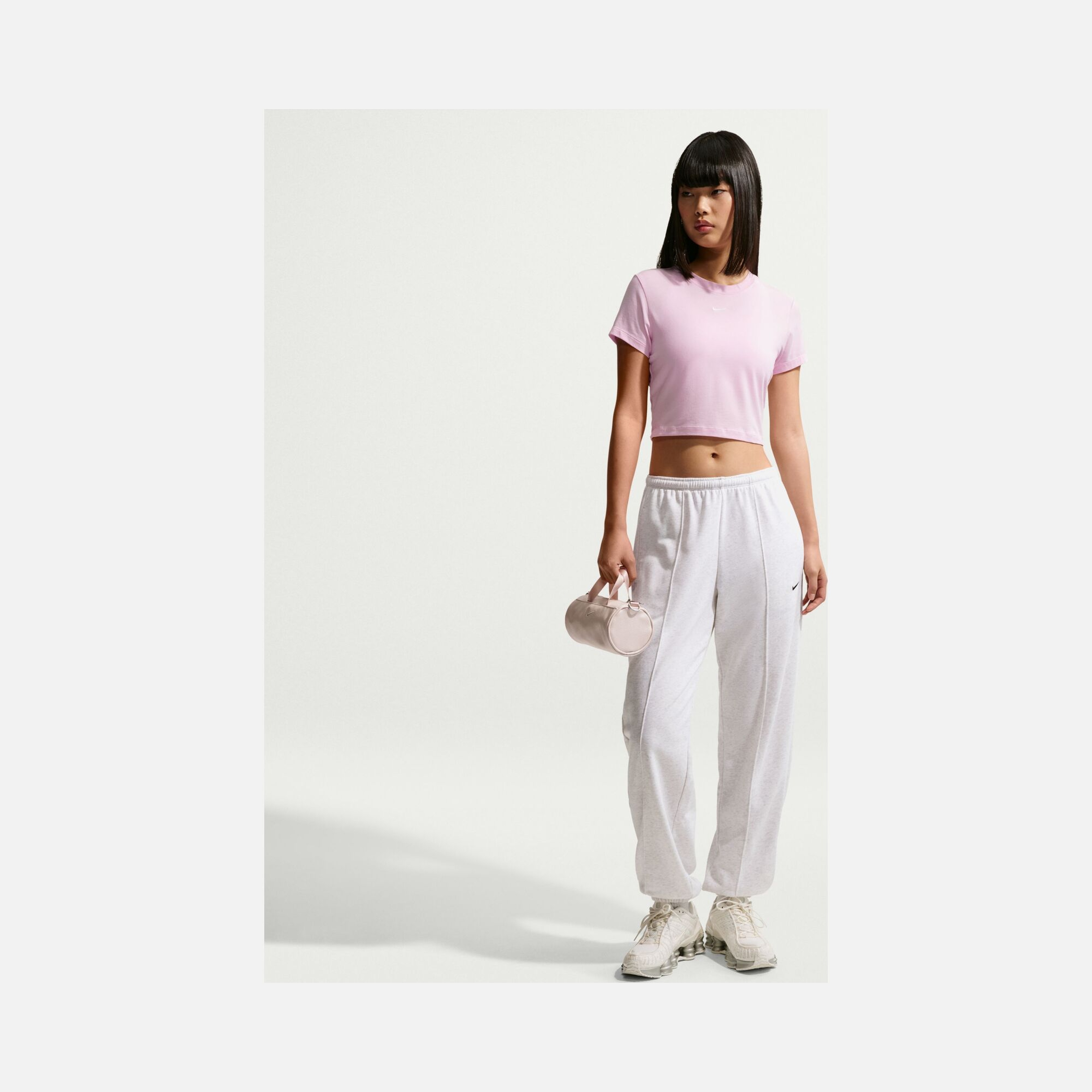 Nike Sportswear Chill Knit Crop Kadın Tişört