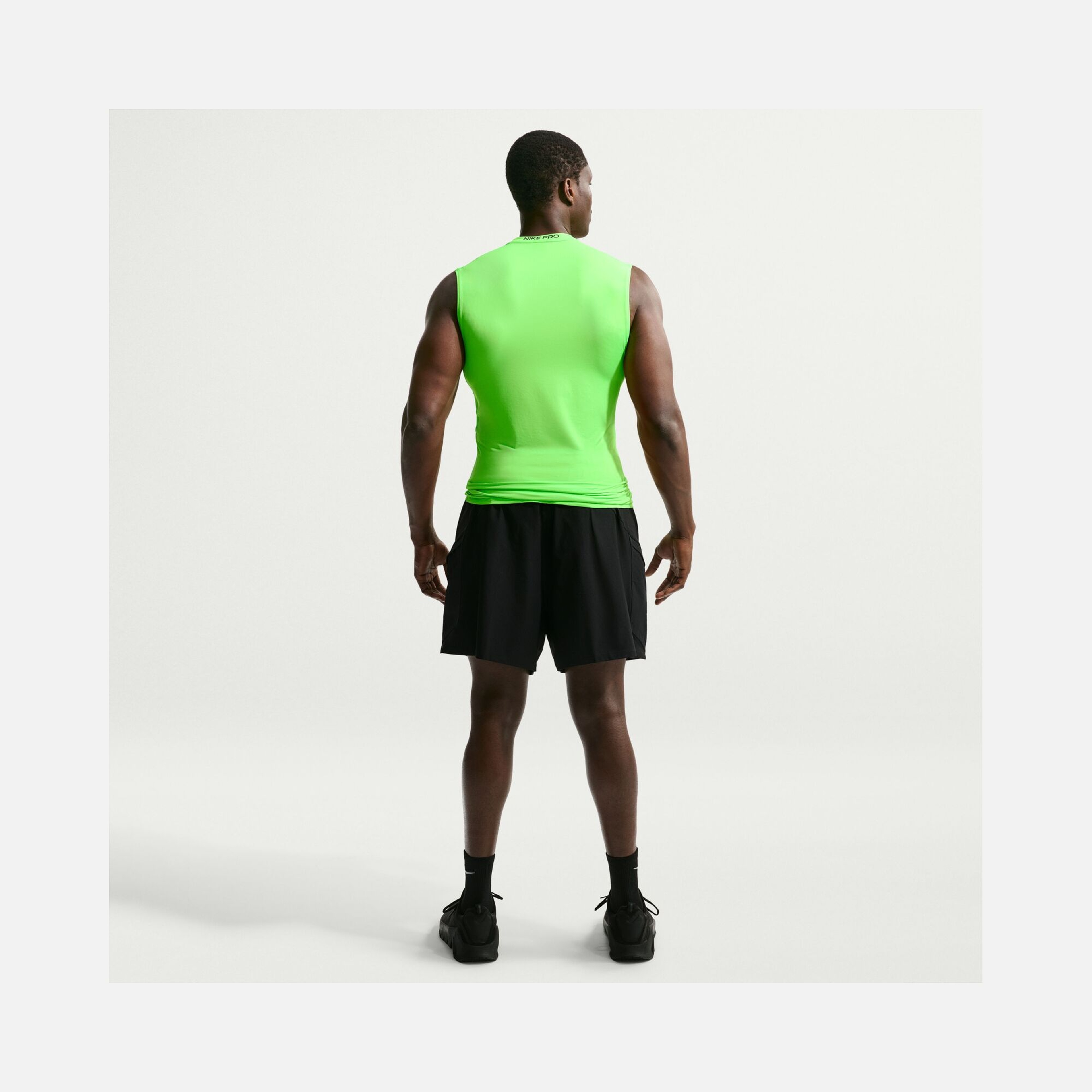 Nike Pro Dri-Fit Tight Sleeveless Fitness Training Erkek Atlet
