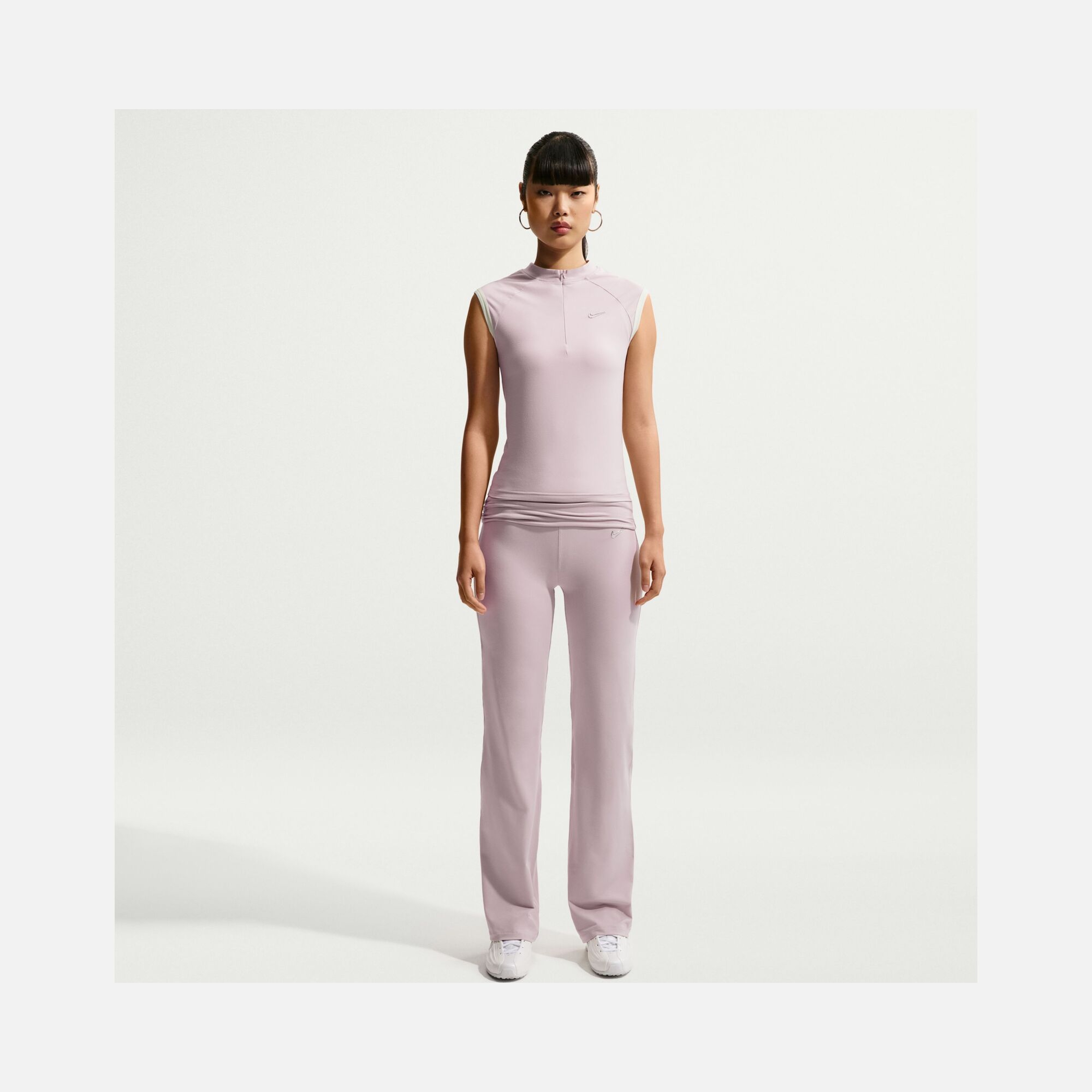 Nike Tight Sleeveless 1/4-Zip Top Kadın Tişört