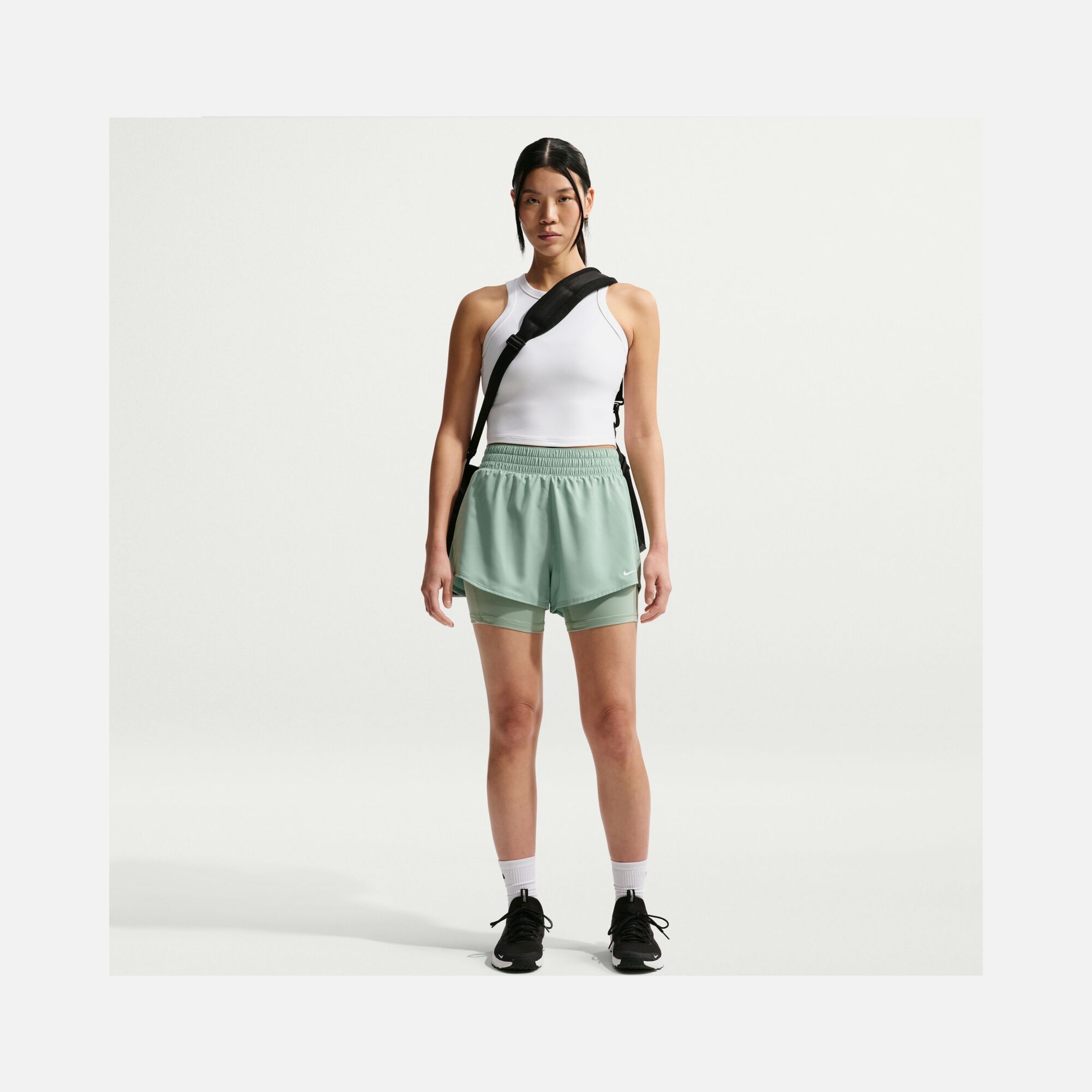 Nike Dri-Fit One High-Waisted 3" 2-in-1 Training Kadın Şort