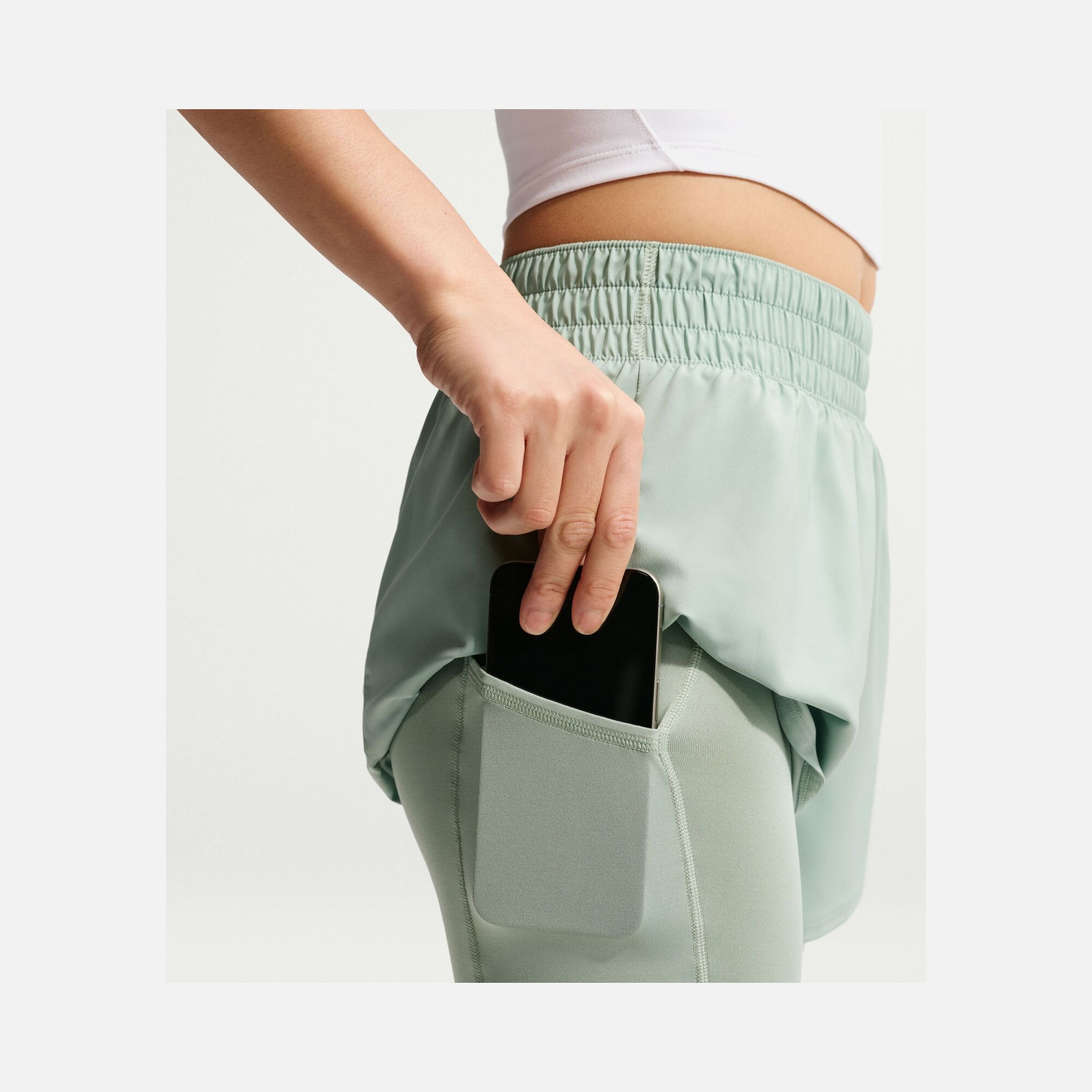 Nike Dri-Fit One High-Waisted 3" 2-in-1 Training Kadın Şort