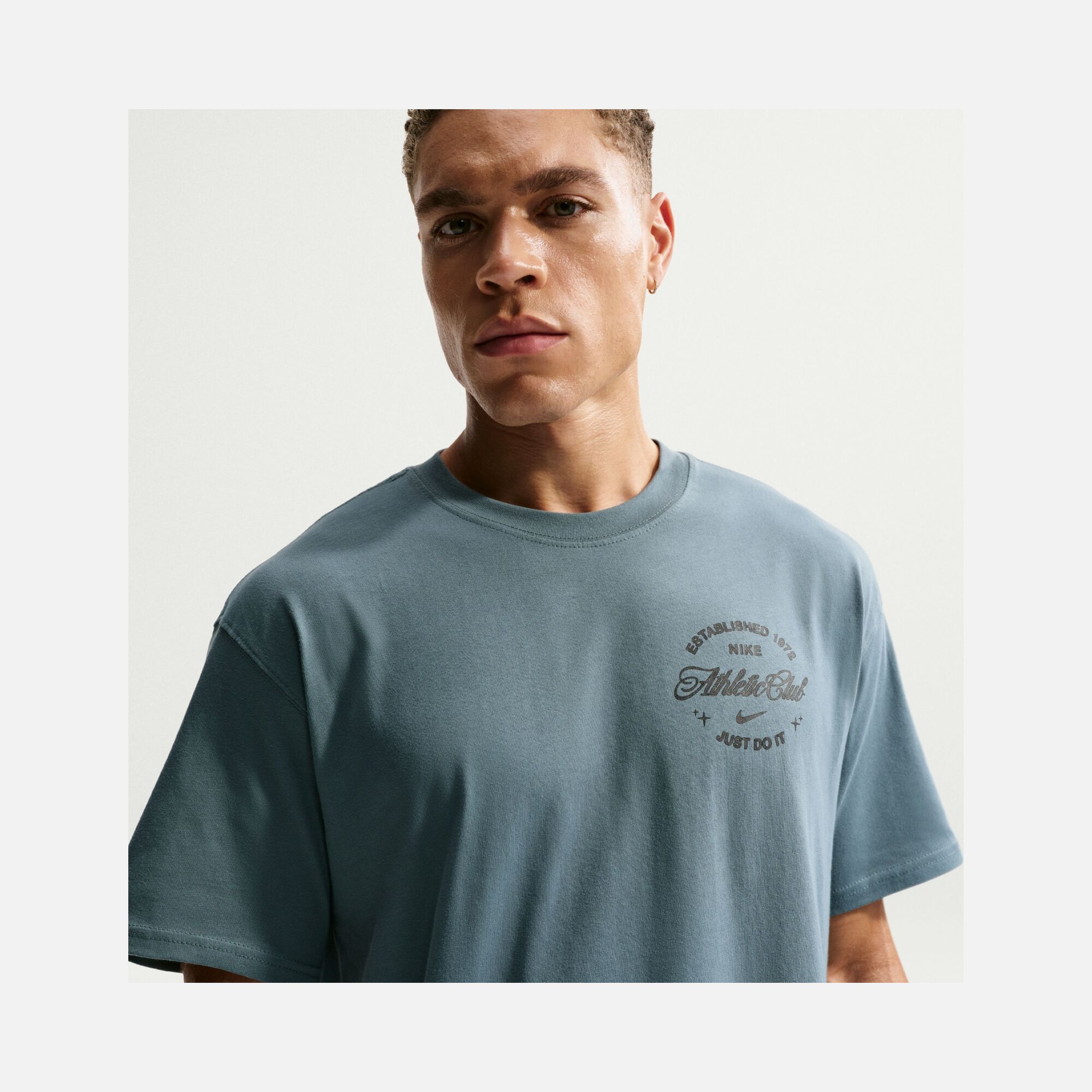 Nike N.A.C. Grit Erkek Tişört