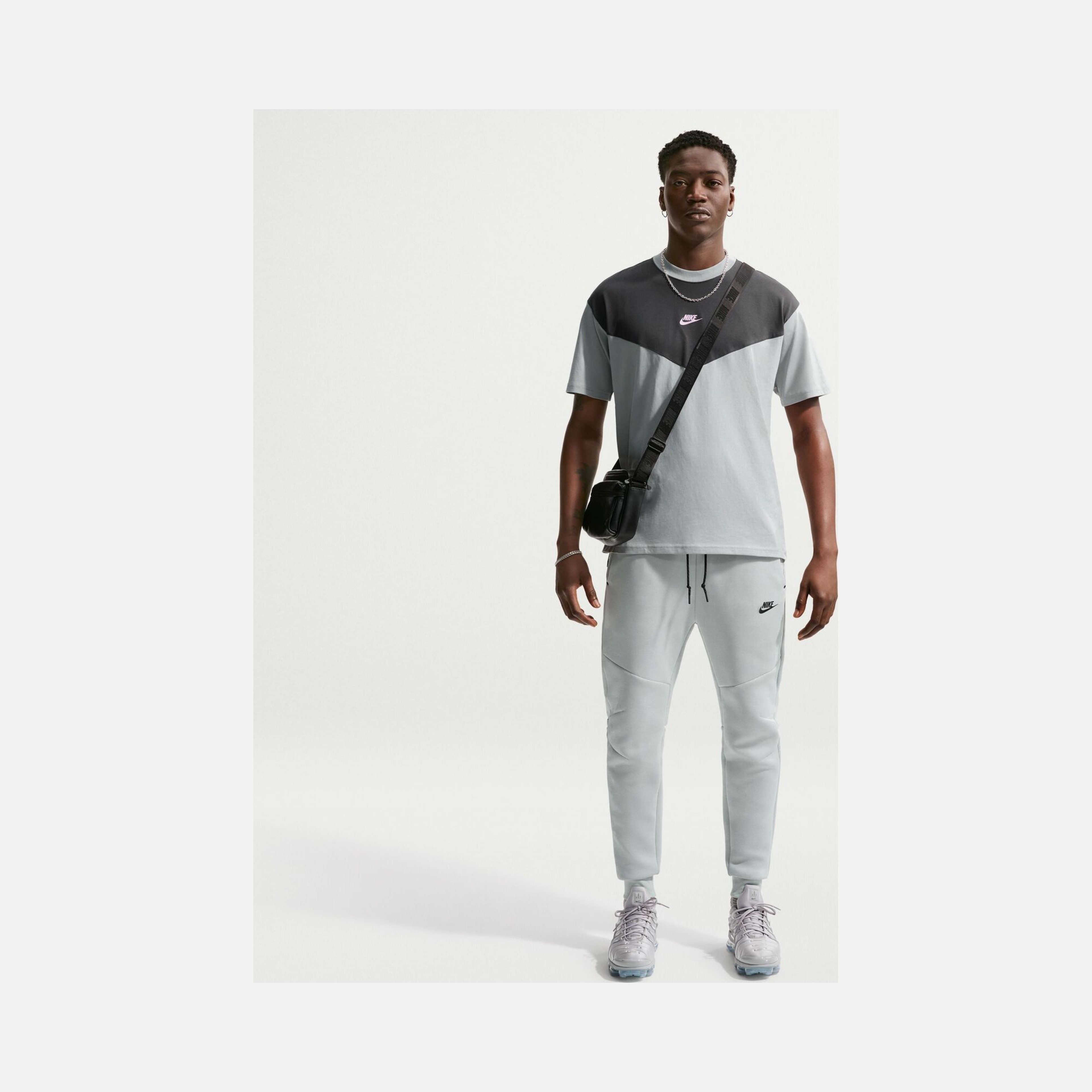 Nike M Nk Tech Mix Tee Erkek Tişört