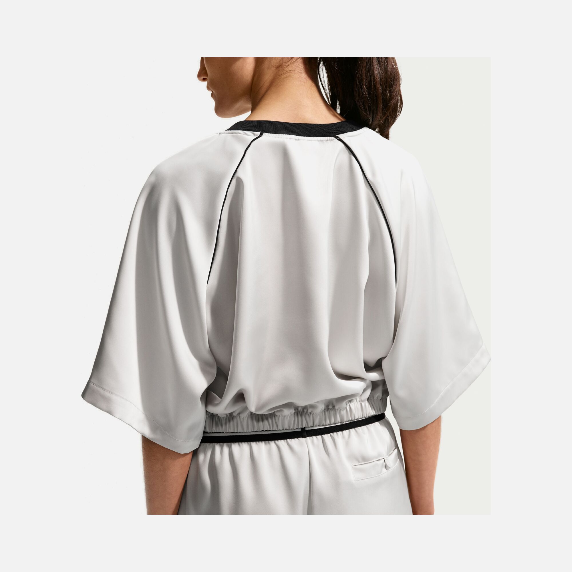 Nike Sportswear Offline Woven Satin Kadın Tişört