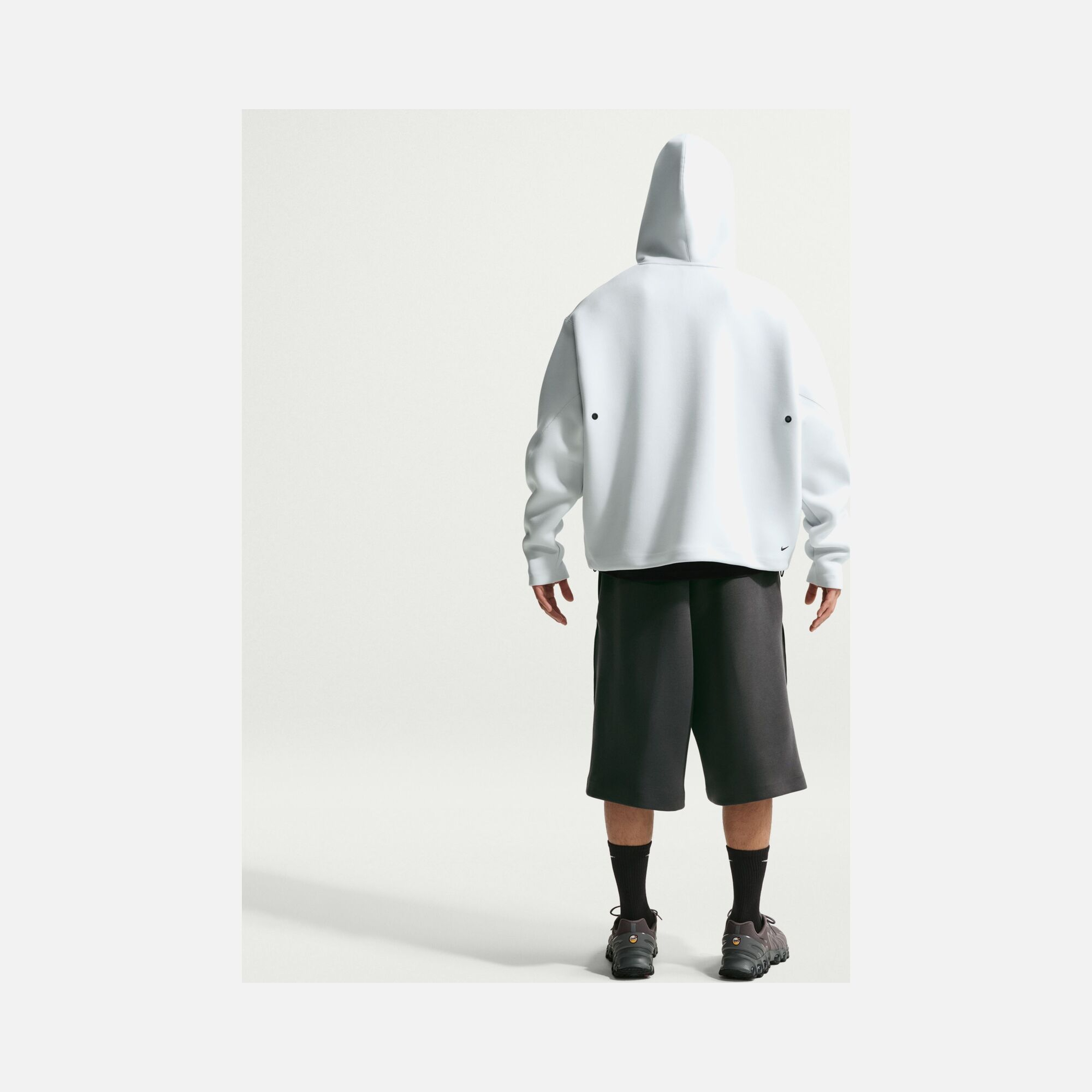 Nike Tech Fleece Oversize Erkek Şort