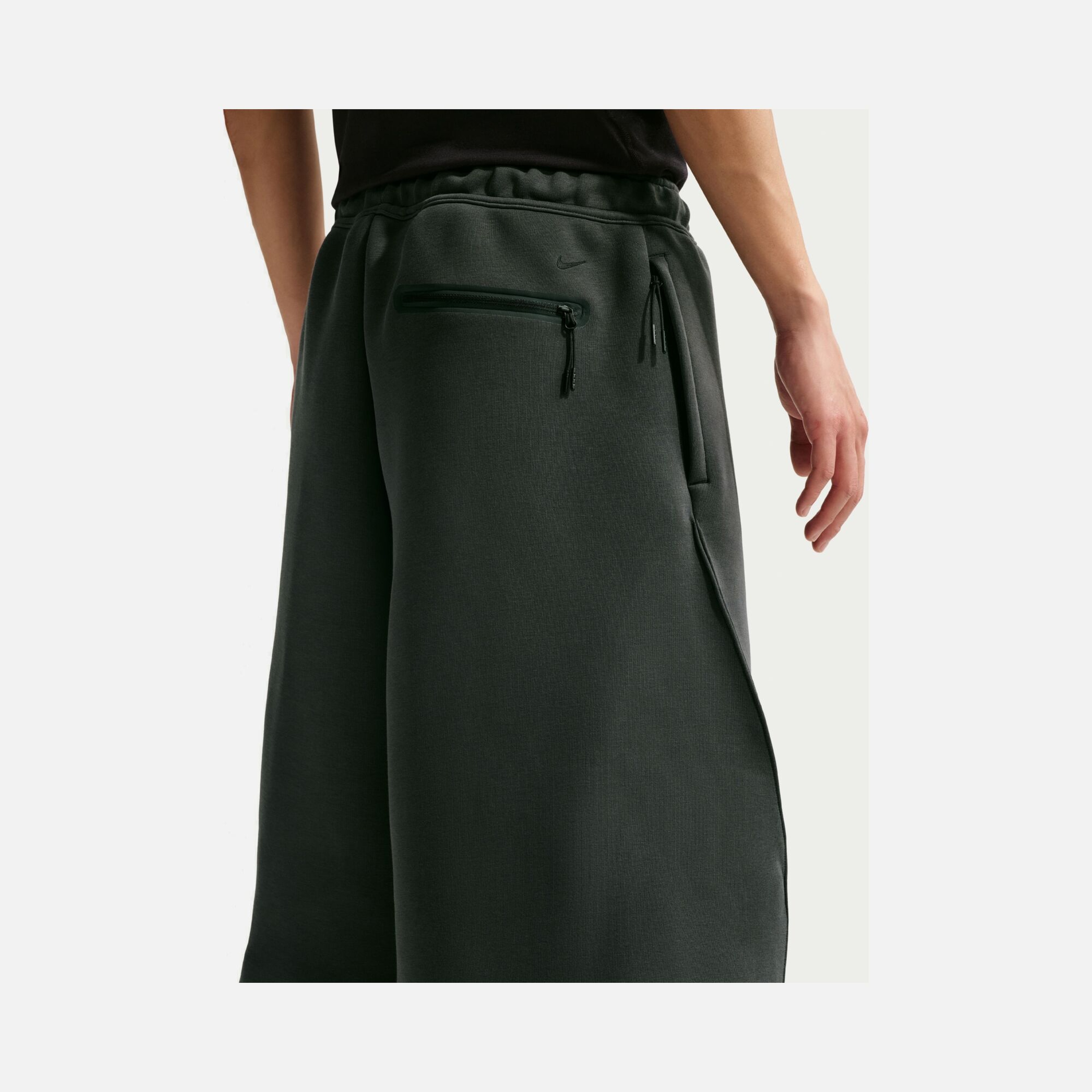 Nike Tech Fleece Oversize Erkek Şort