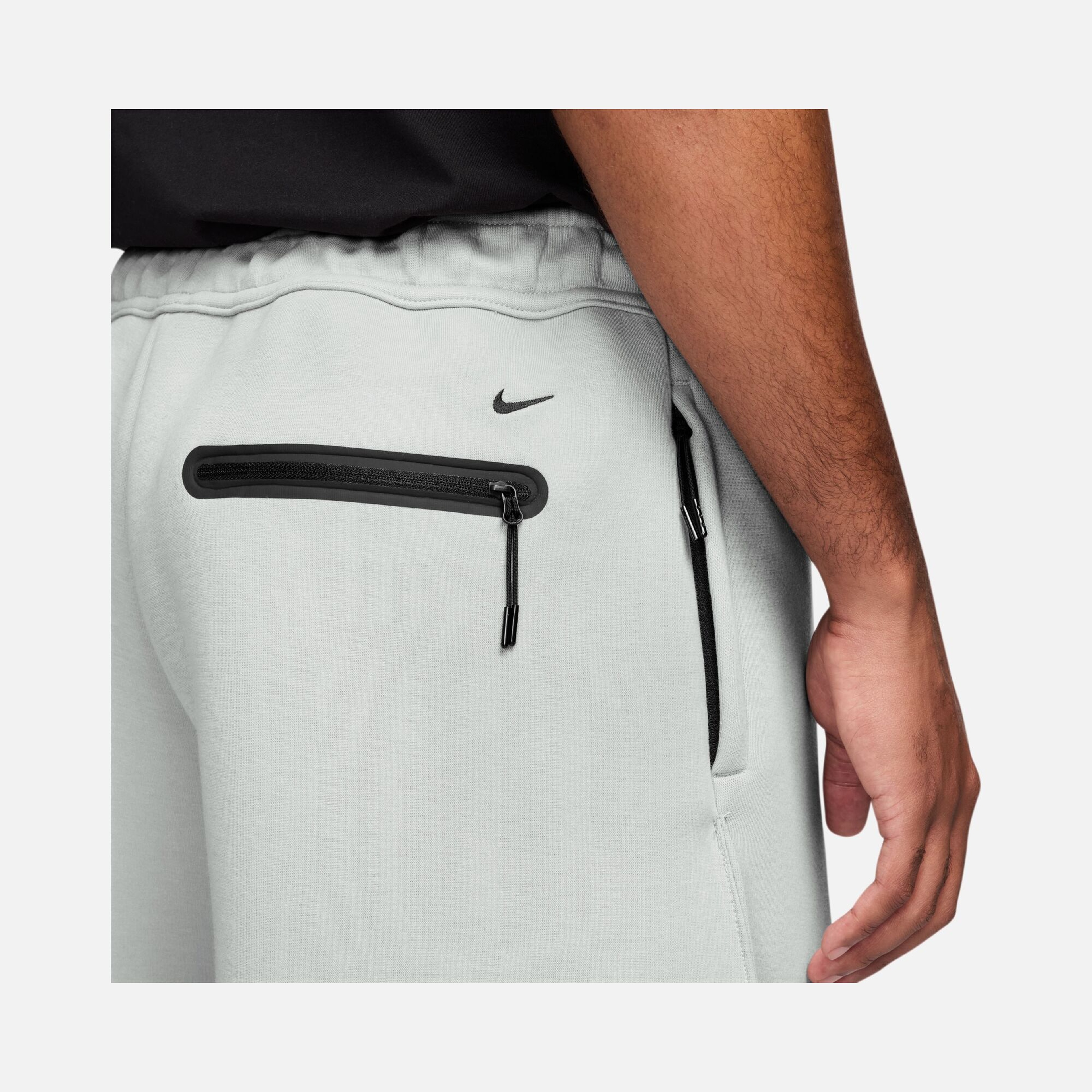 Nike Tech Fleece Oversize Erkek Şort