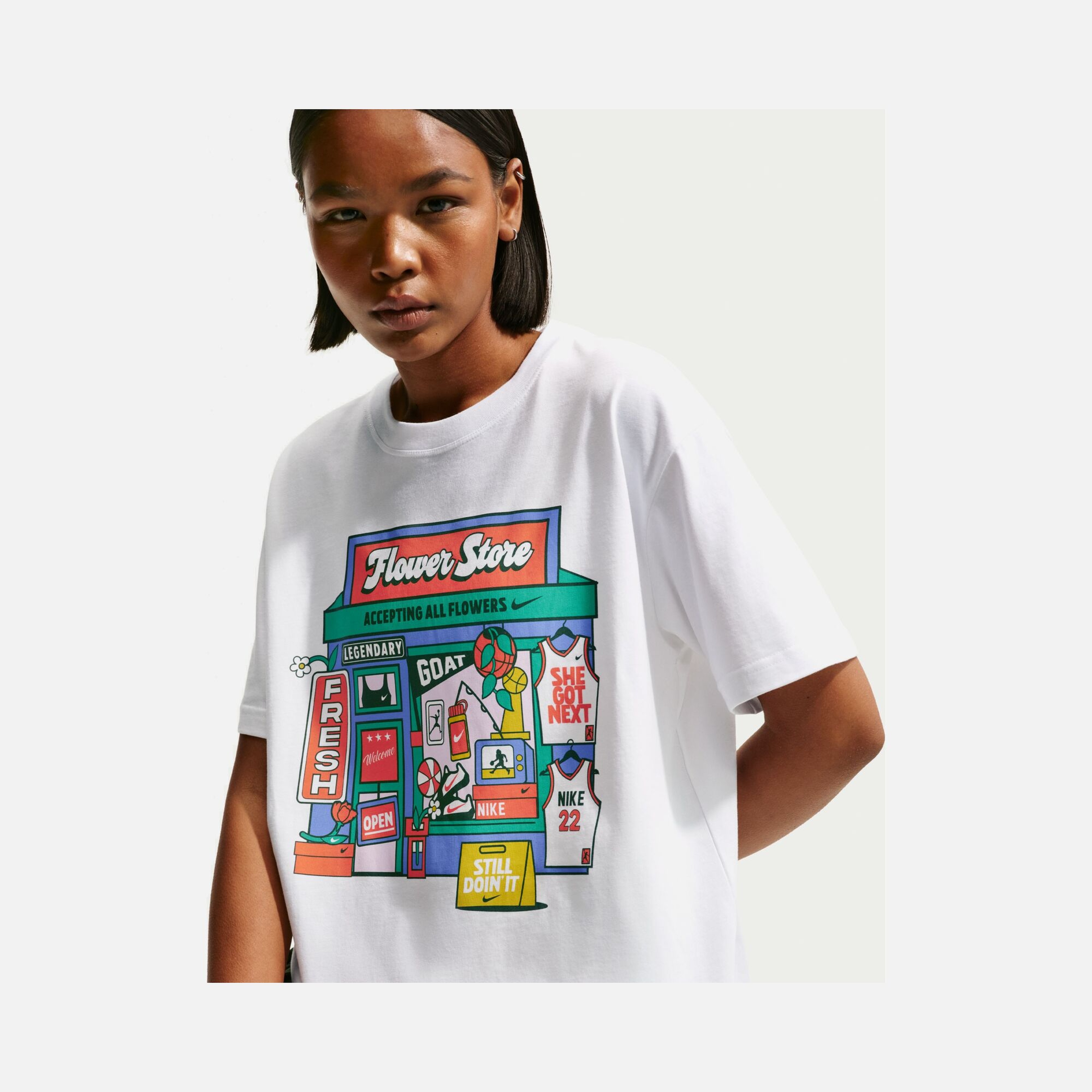 Nike Flower Shop Boyfriend Fit Kadın Tişört