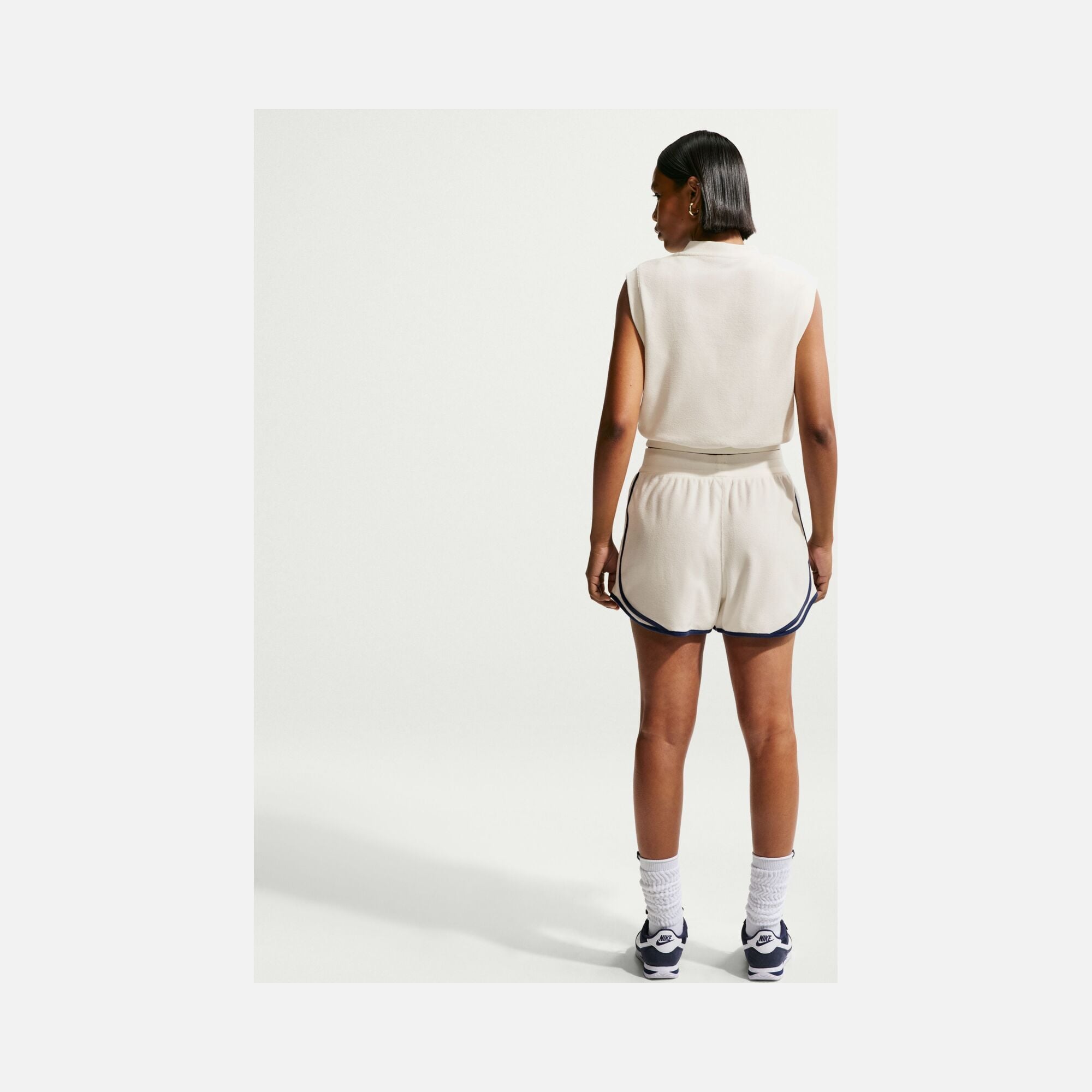 Nike Sportswear Chill Terry Kadın Atlet