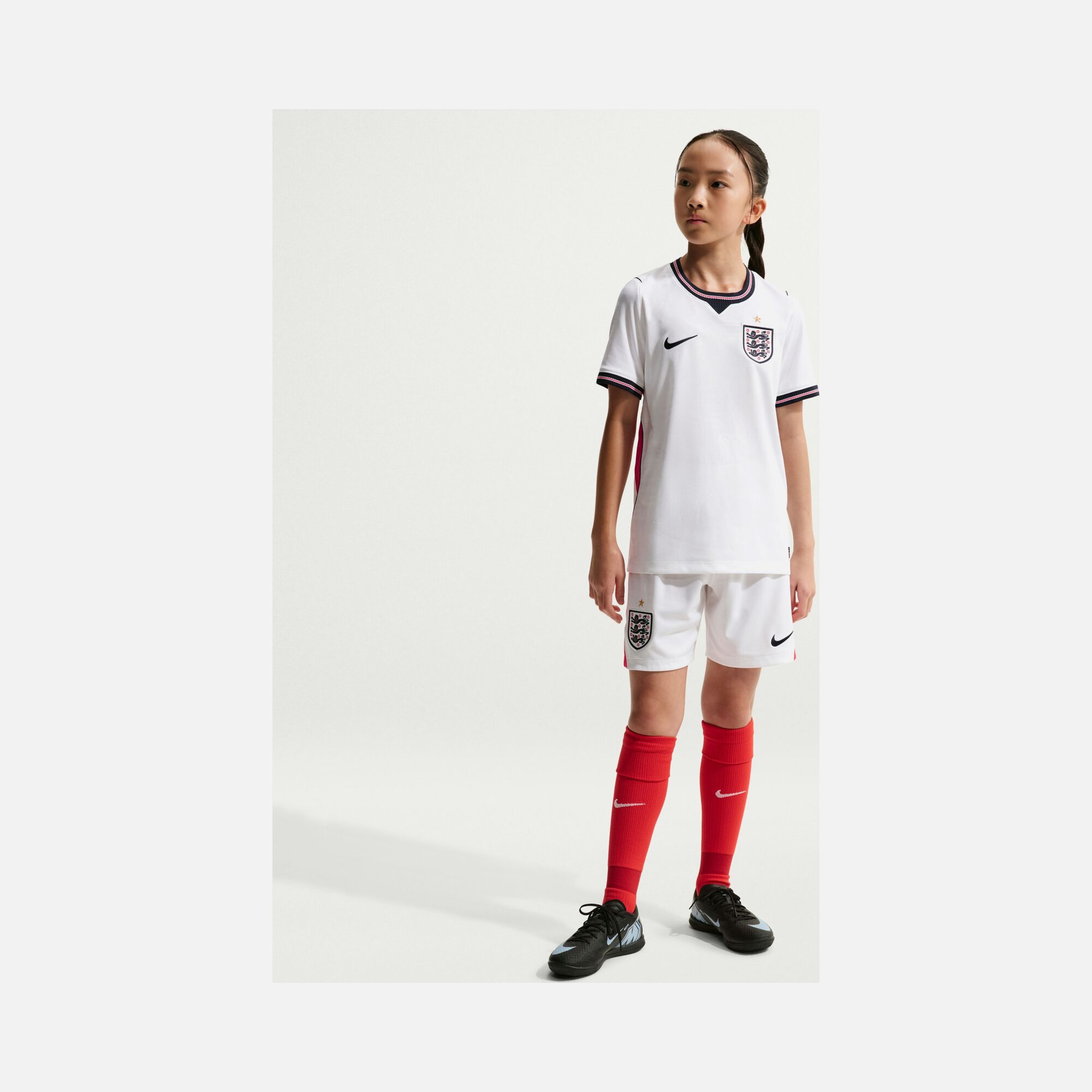 Nike İngiltere 2026 İç Saha Çocuk Forma