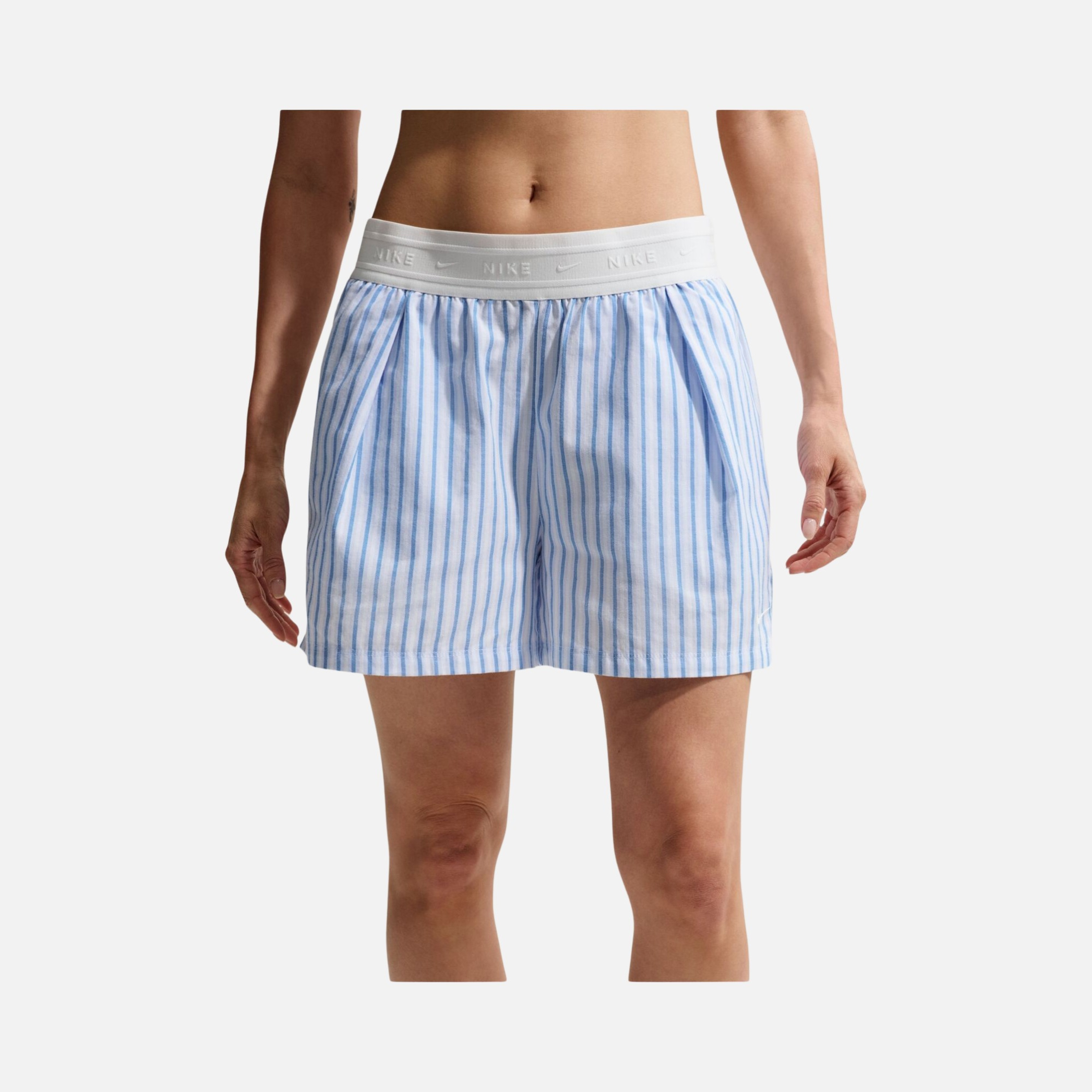 Nike Sportswear Offline Woven Poplin Çizgili Kadın Şort