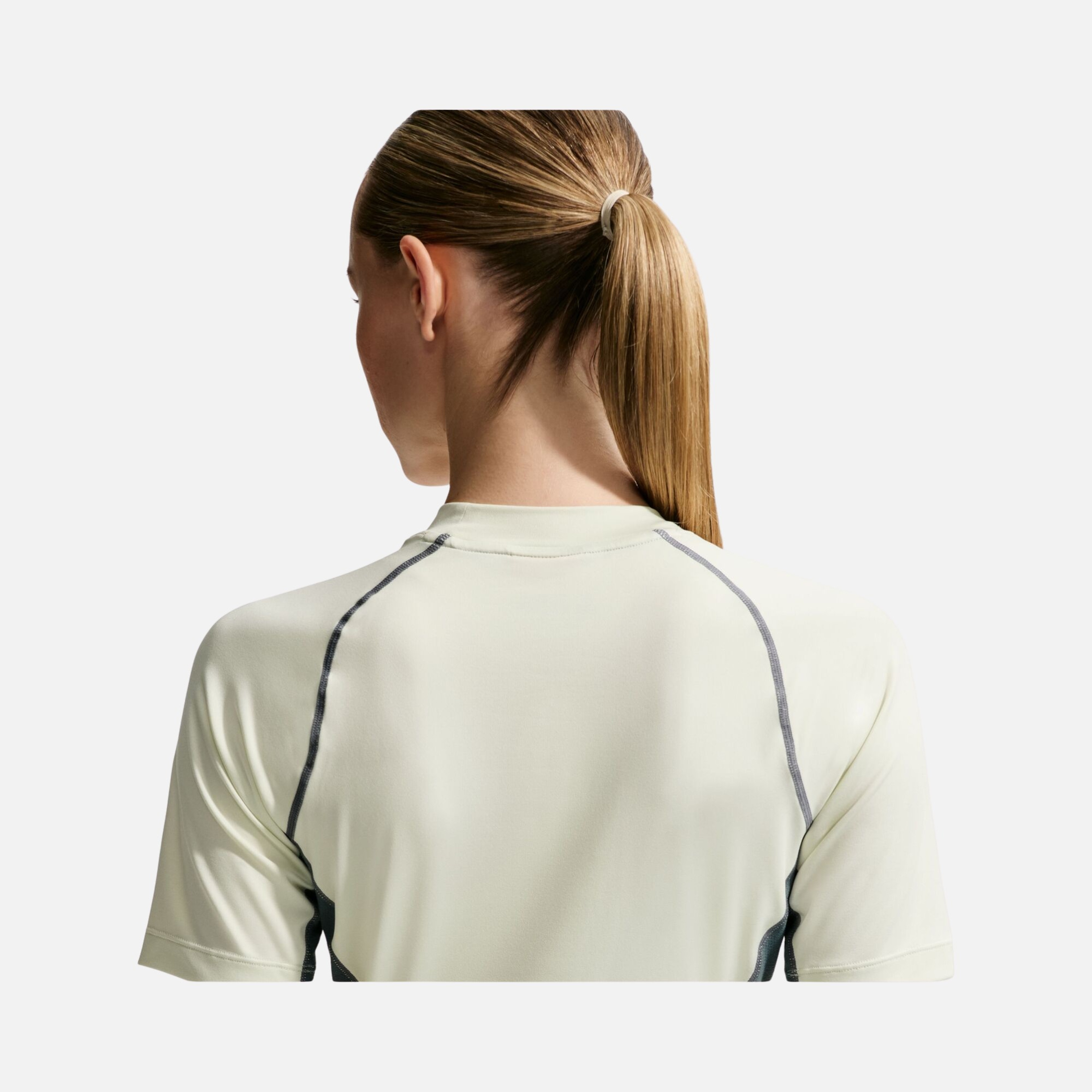 Nike ACG Dri-FIT Wildsee Baselayer Kadın Tişört