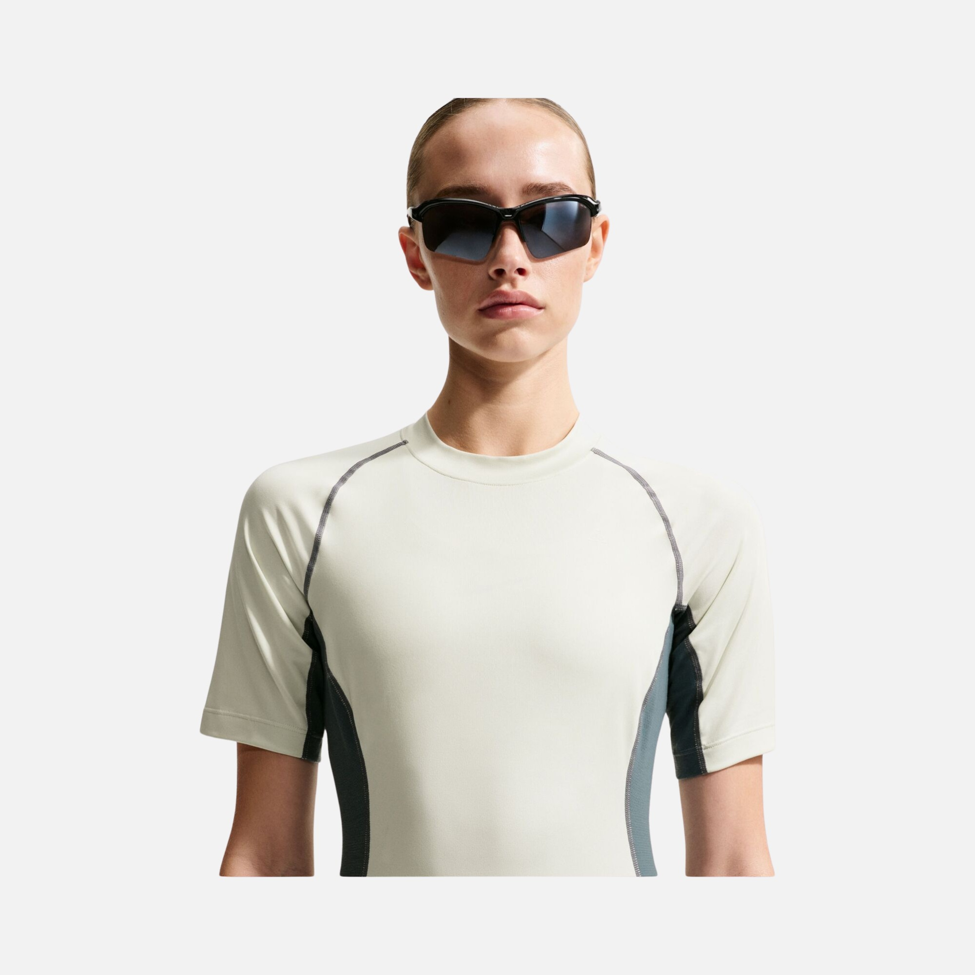 Nike ACG Dri-FIT Wildsee Baselayer Kadın Tişört