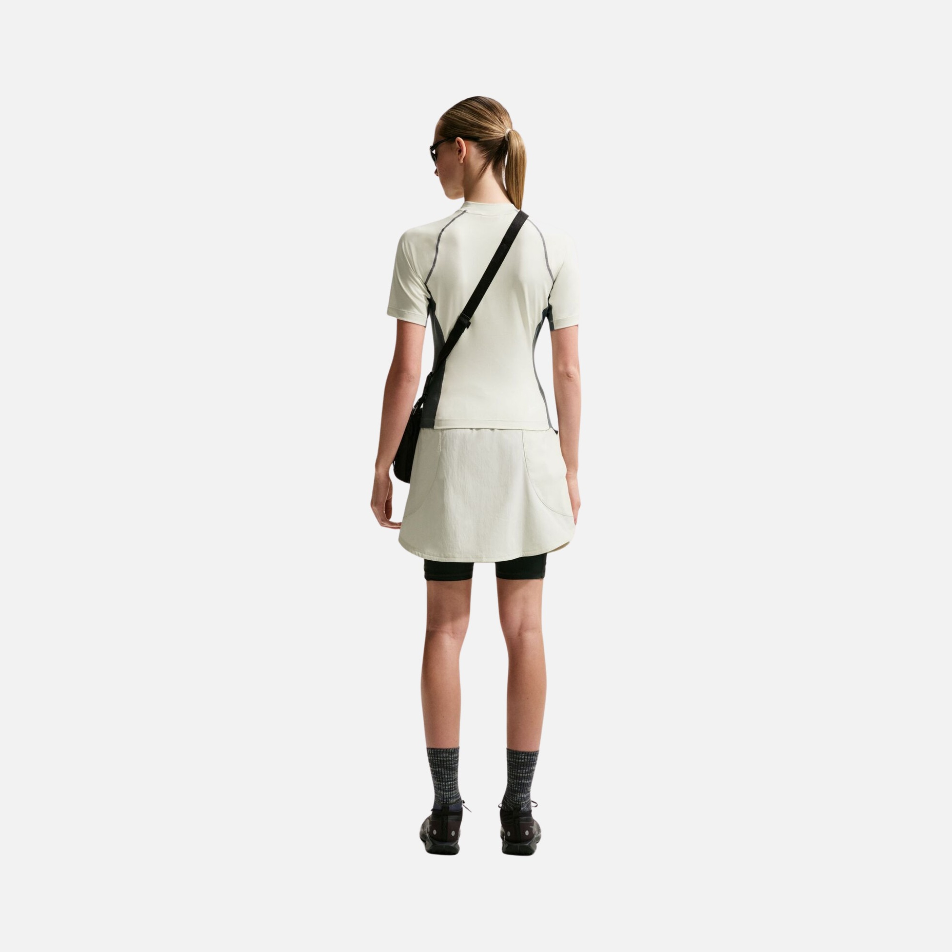 Nike ACG Dri-FIT Wildsee Baselayer Kadın Tişört