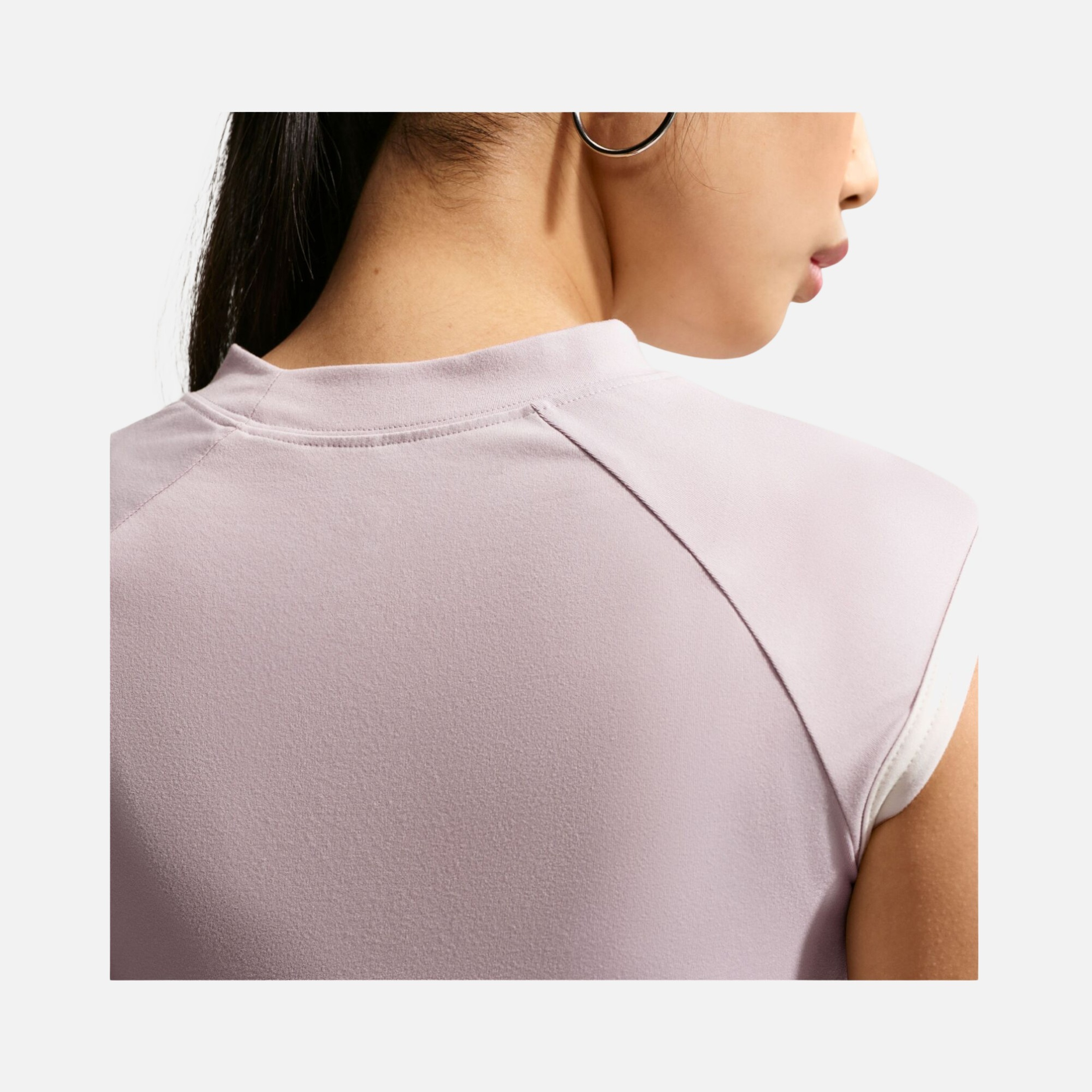 Nike Tight Sleeveless 1/4-Zip Top Kadın Tişört