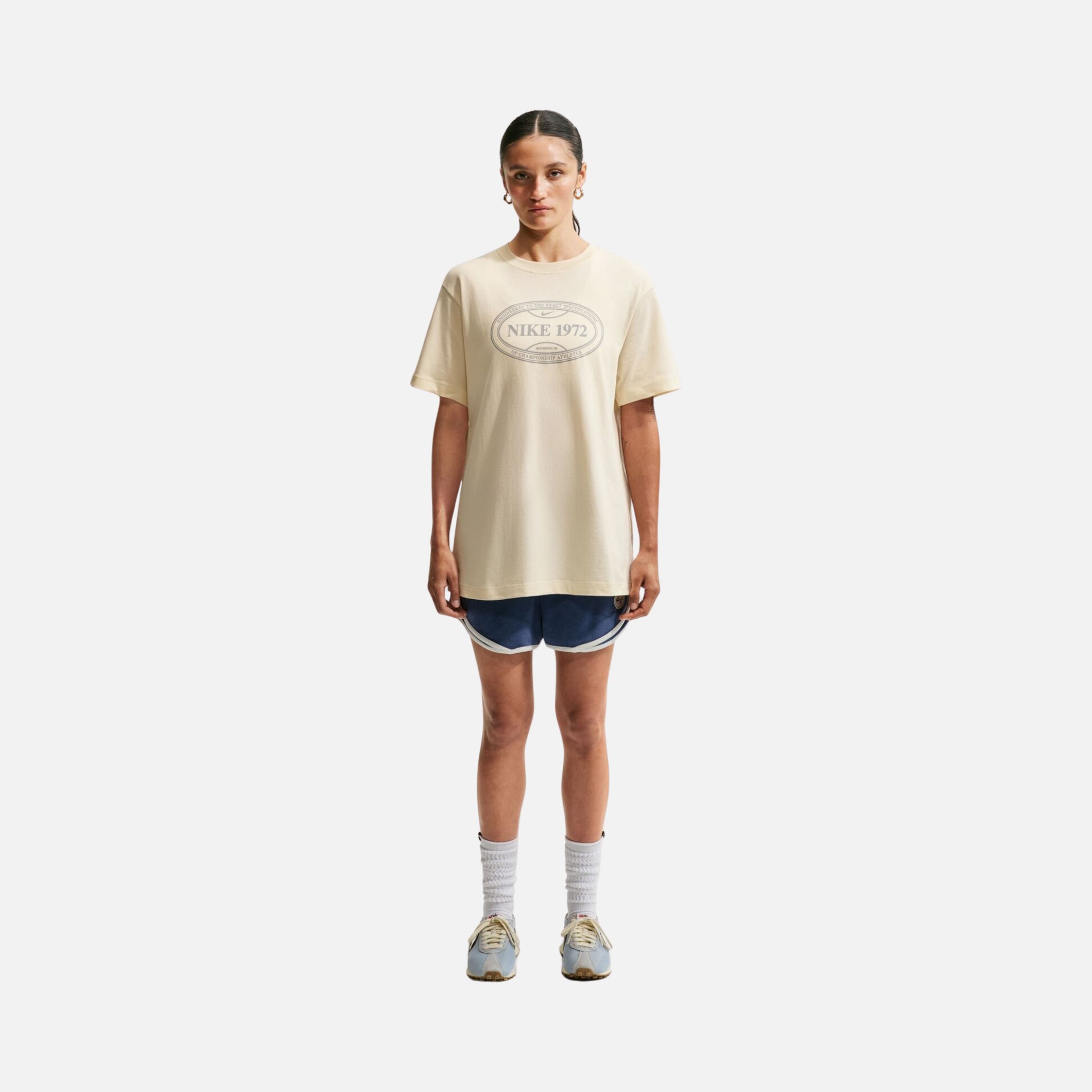 Nike Sportswear Trend Boxy Oversize Kadın Tişört