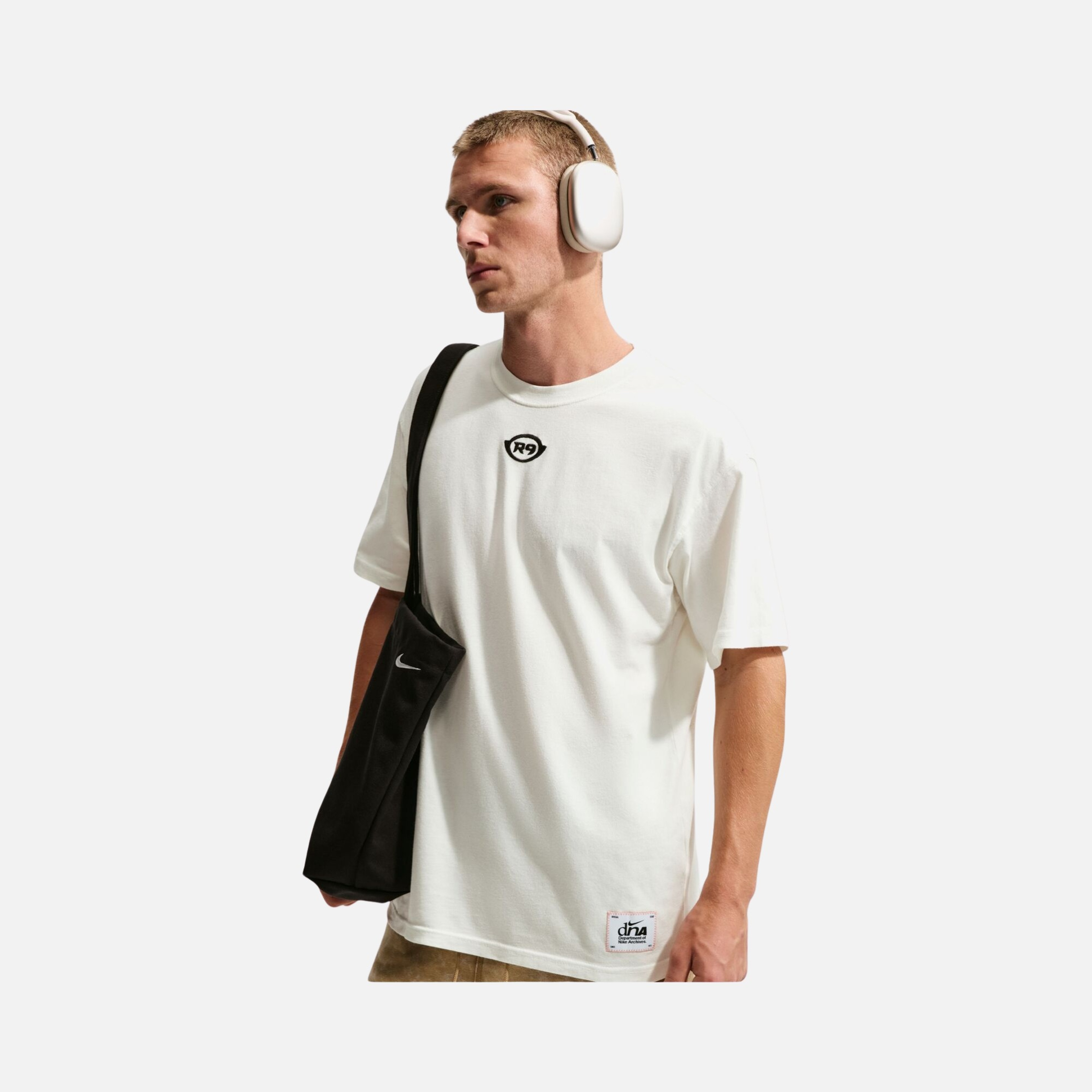 Nike Sportswear R9 Erkek Tişört