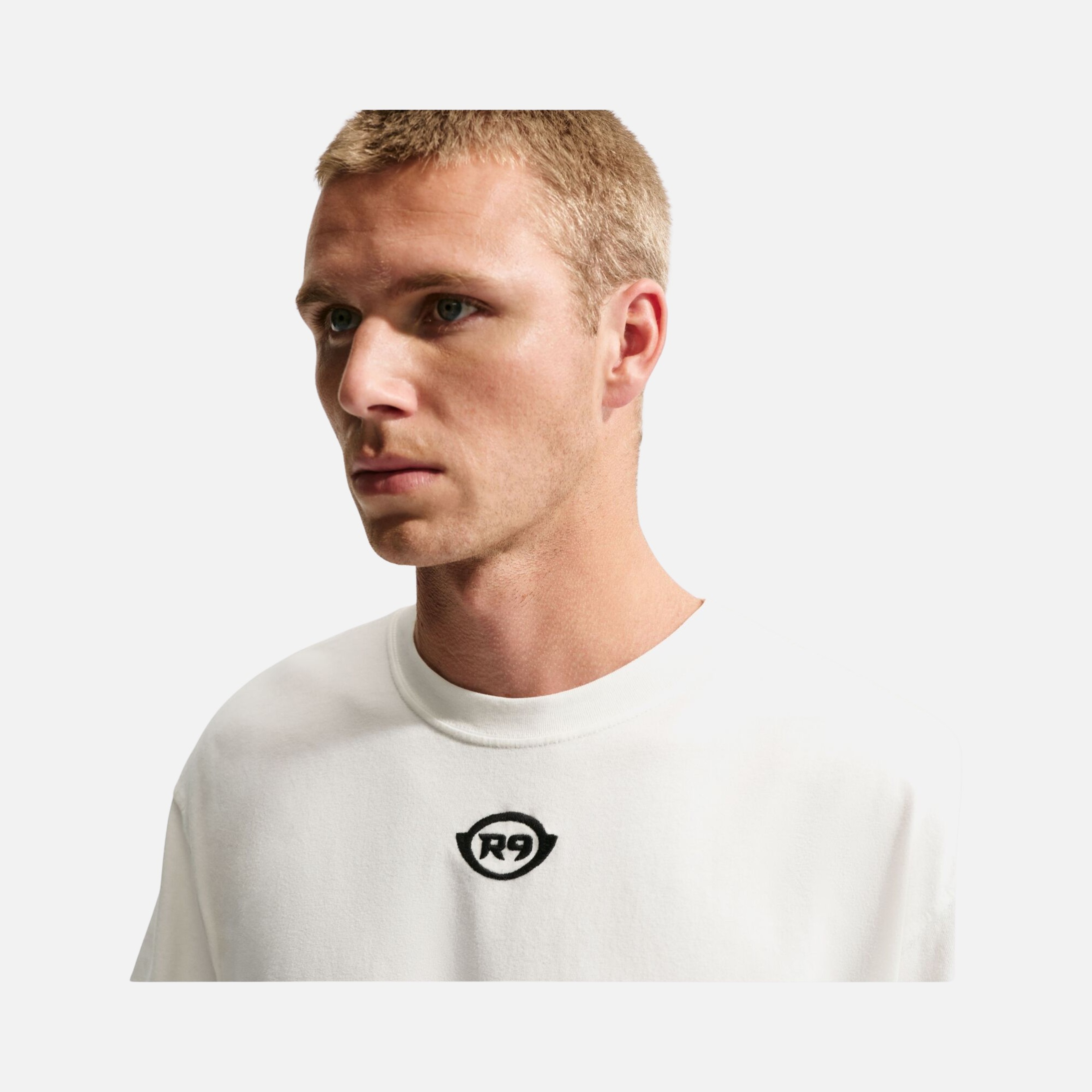 Nike Sportswear R9 Erkek Tişört