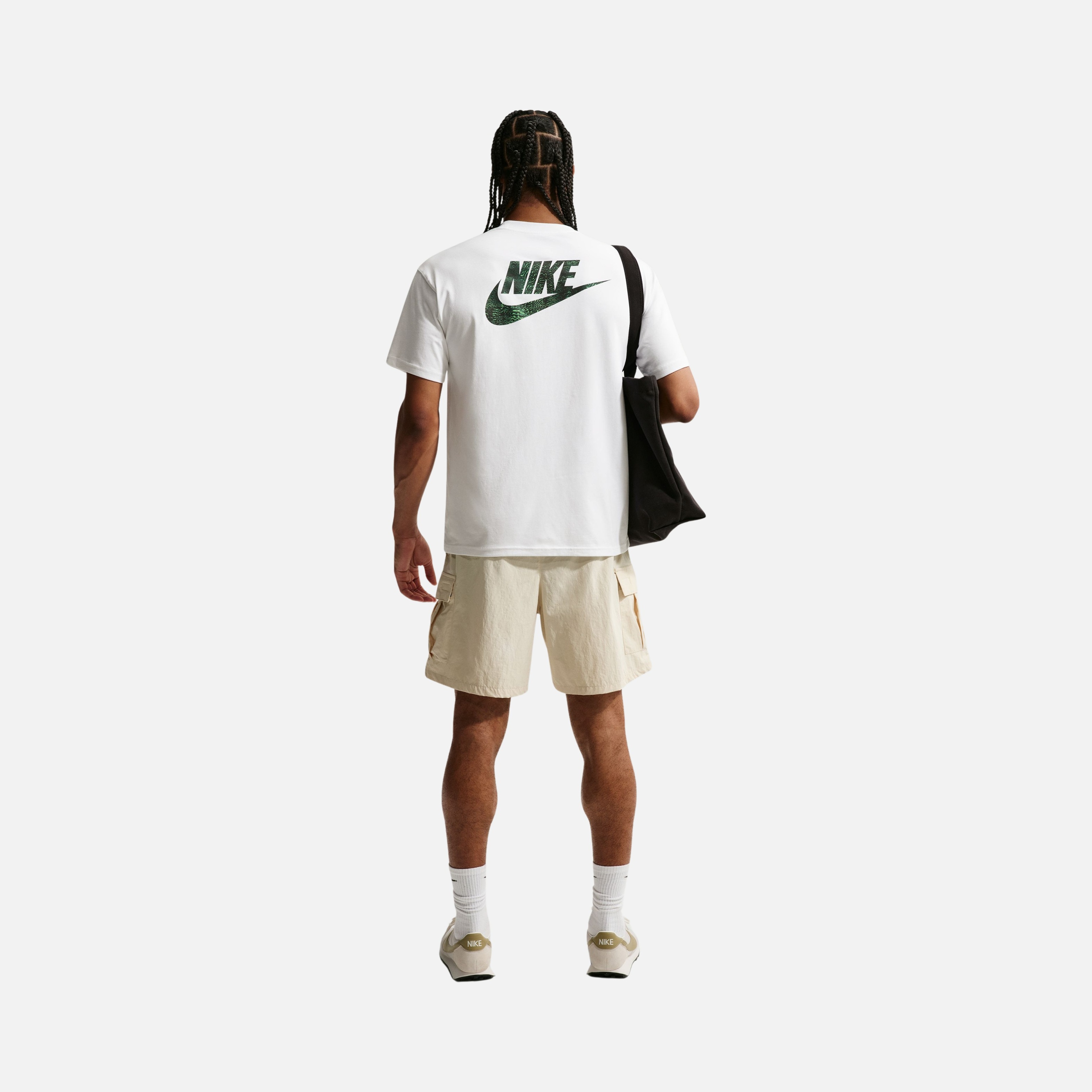 Nike U Nsw Tee Lse Celebrate Futr Erkek Tişört