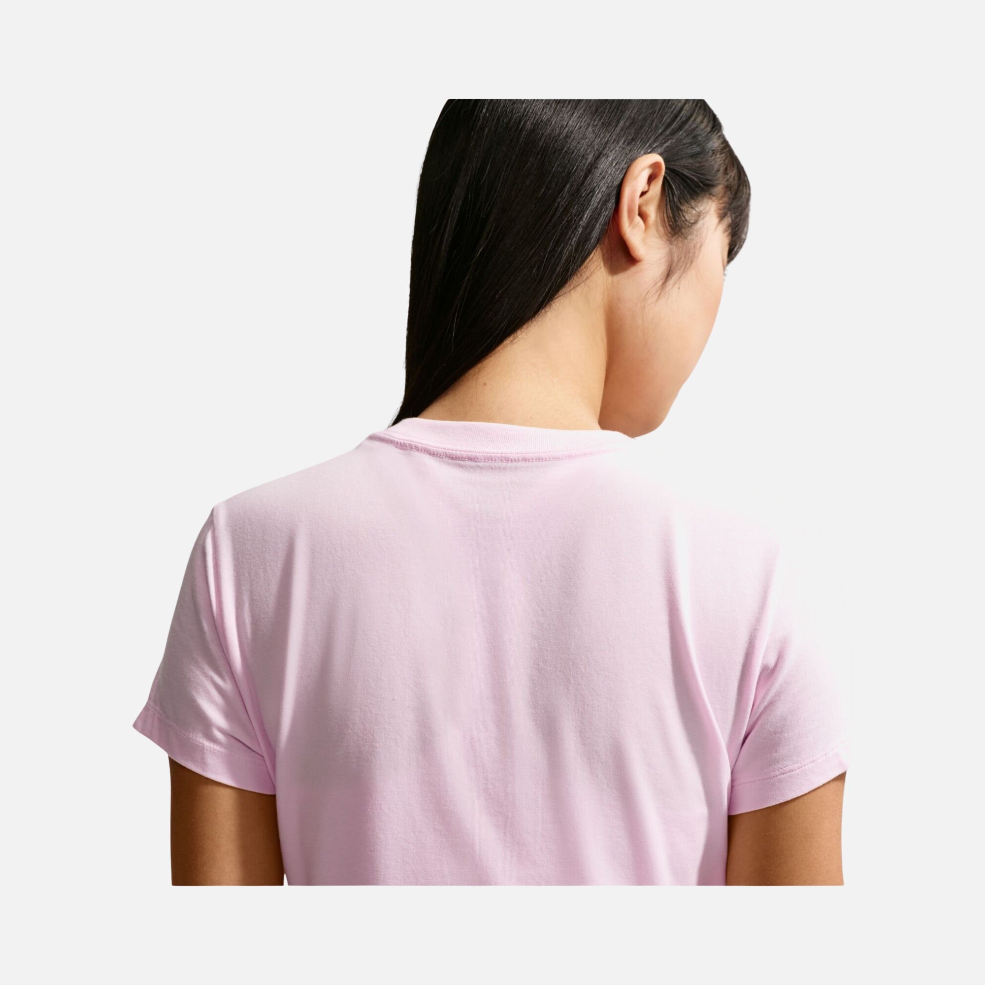 Nike Sportswear Chill Knit Crop Kadın Tişört