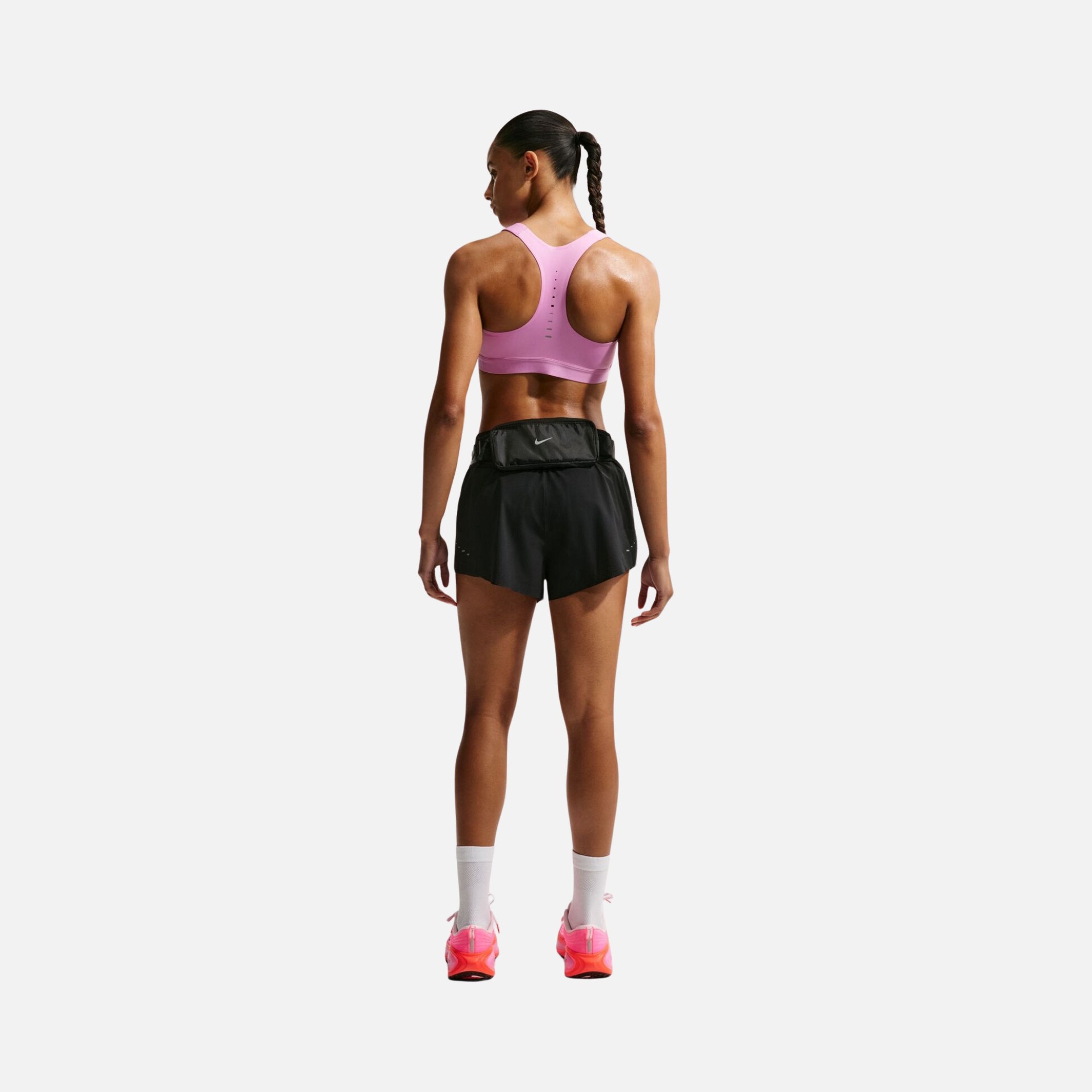 Nike Swift Breathe Kadın Şort