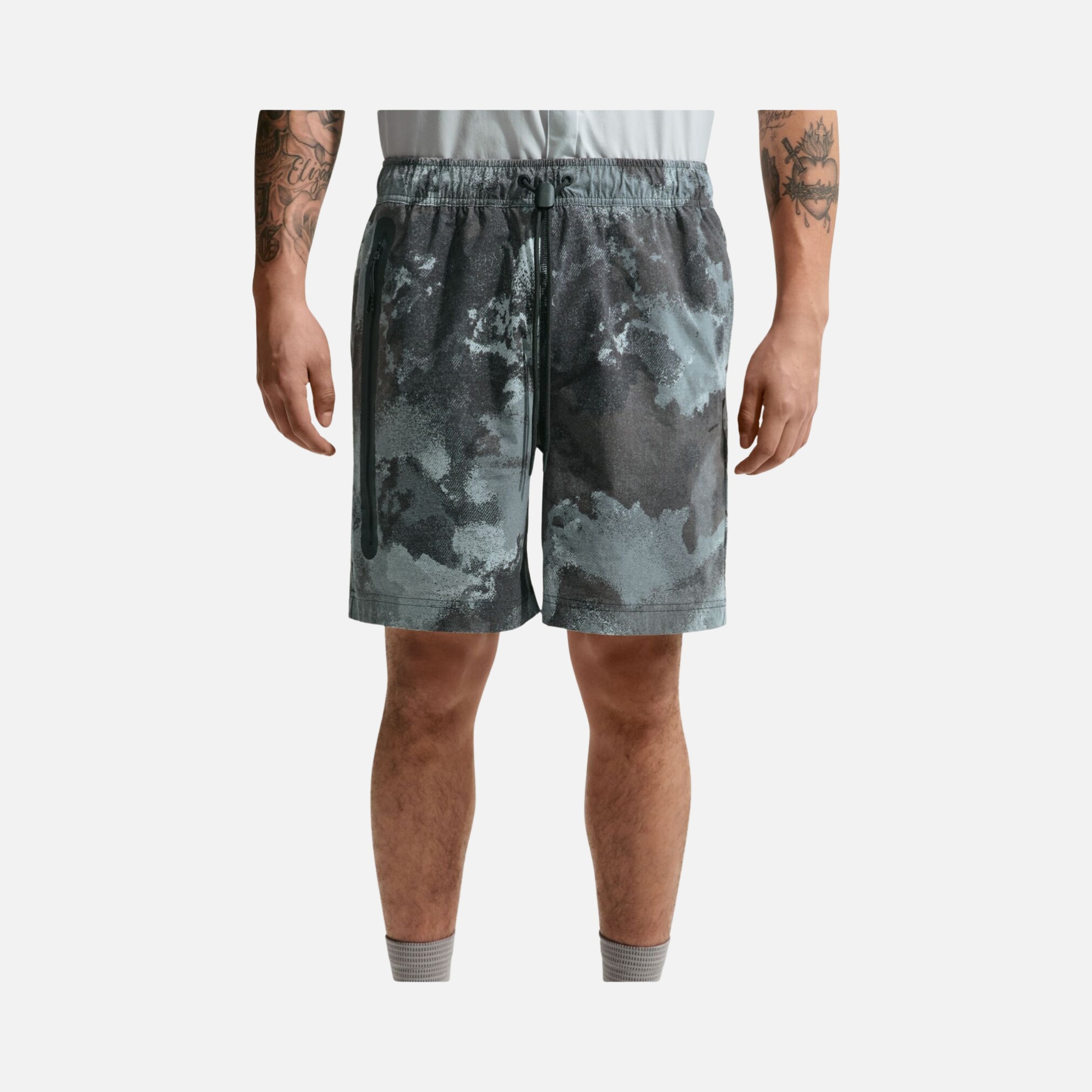 Nike Dri-FIT Tech Woven AOP Erkek Şort