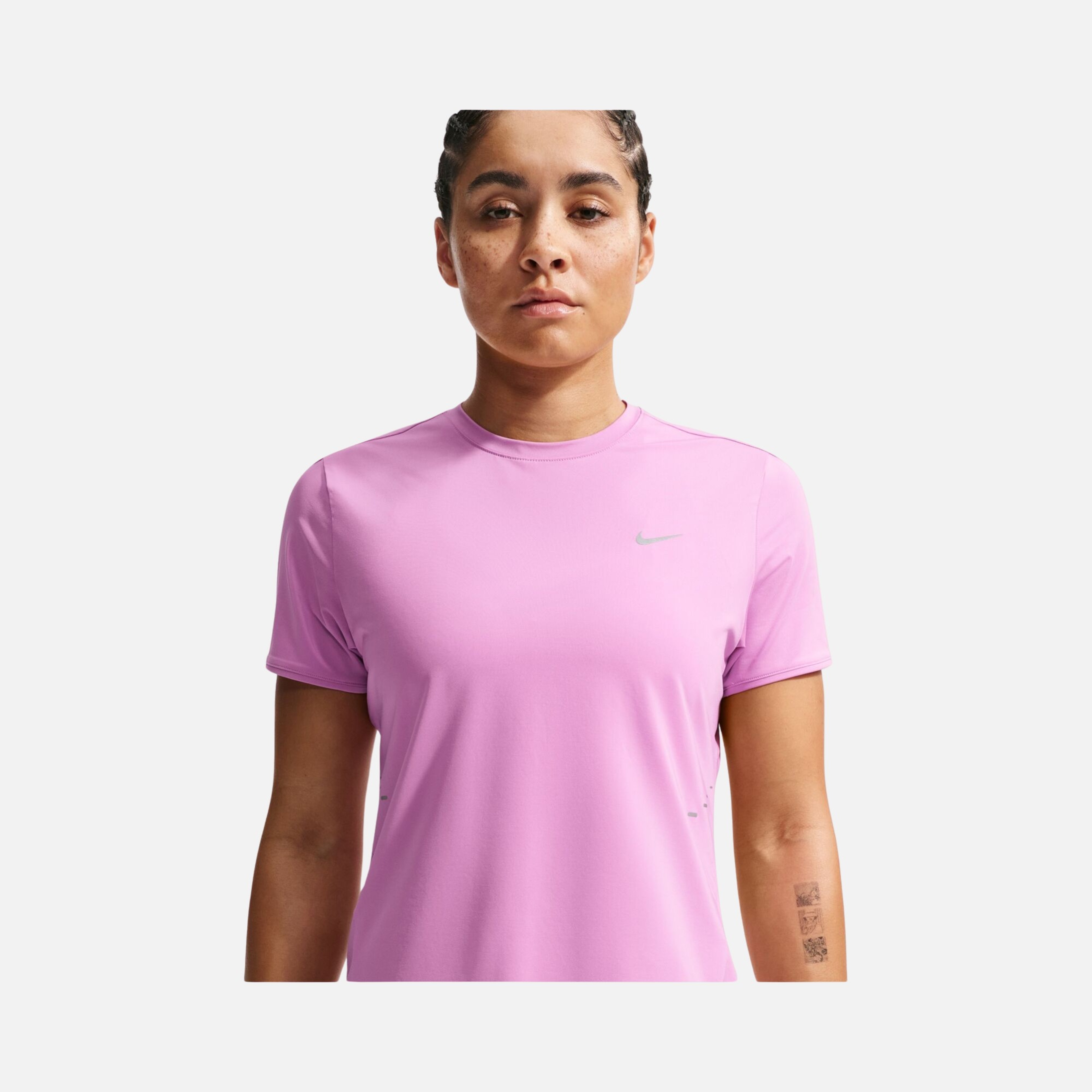 Nike Swift Dri-Fit Running Short-Sleeve Kadın Tişört