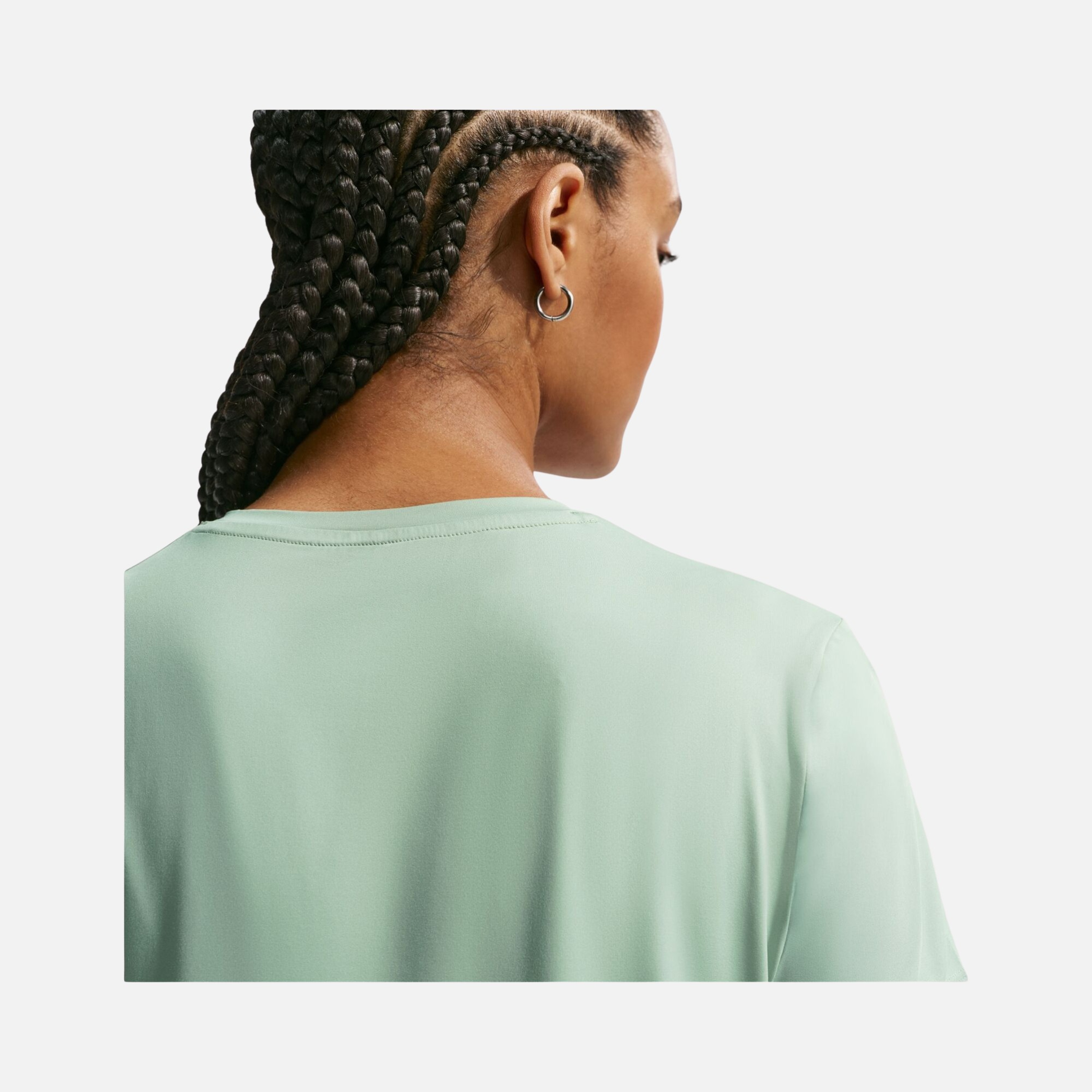 Nike One Classic Dri-Fit Short-Sleeve Training Kadın Tişört