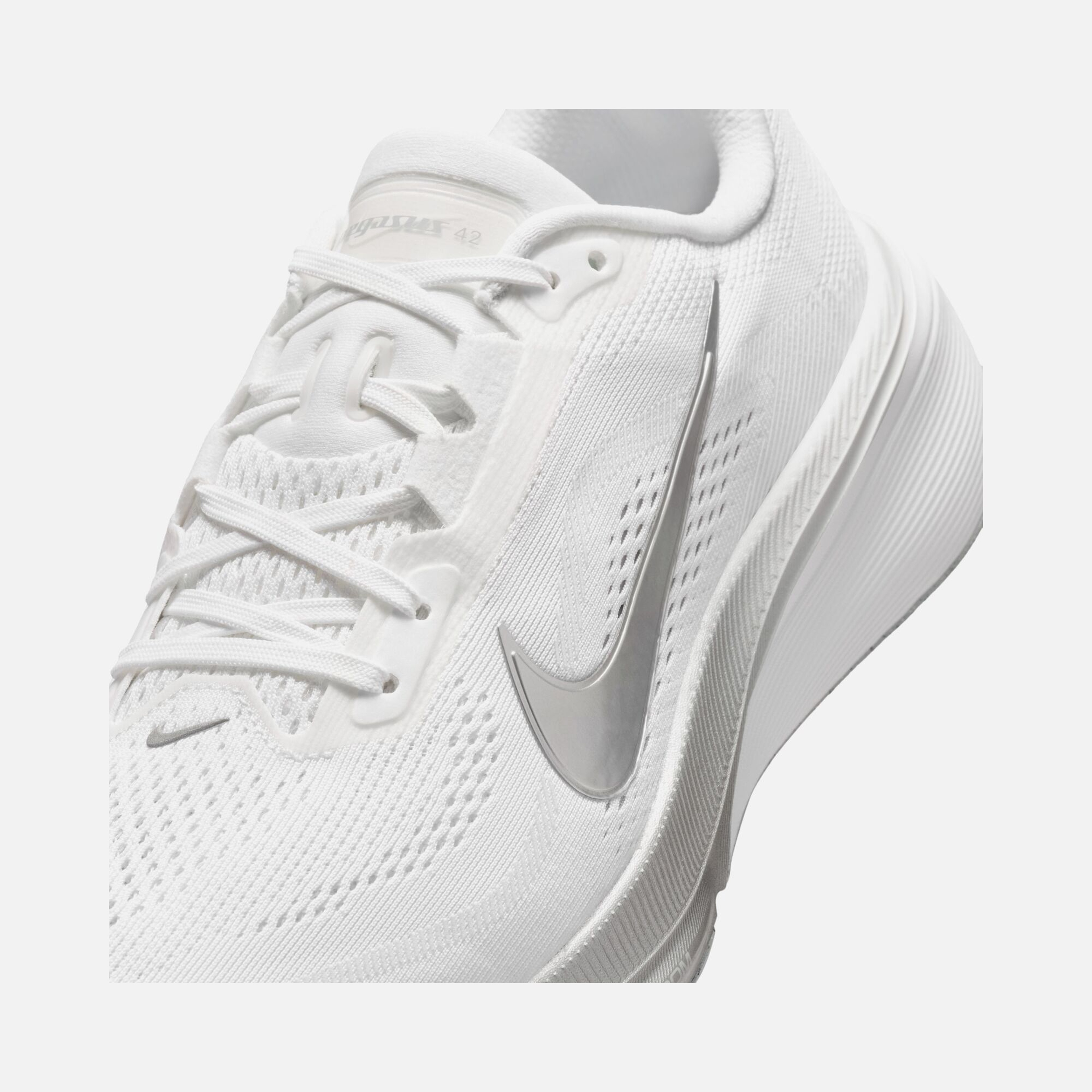 Nike Air Zoom Pegasus 42 Kadın Koşu Ayakkabısı