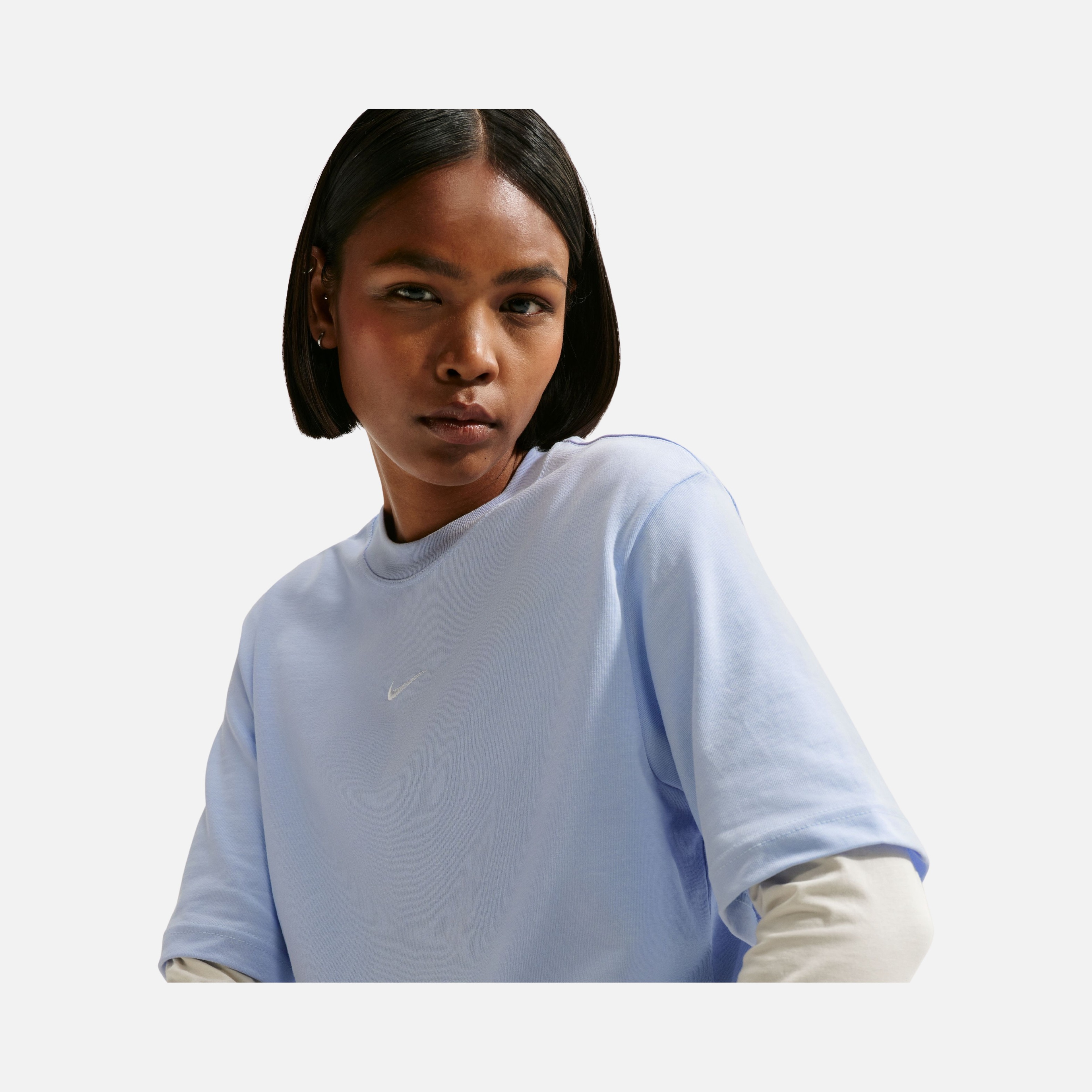 Nike Sportswear Essentials Boxy Kadın Tişört