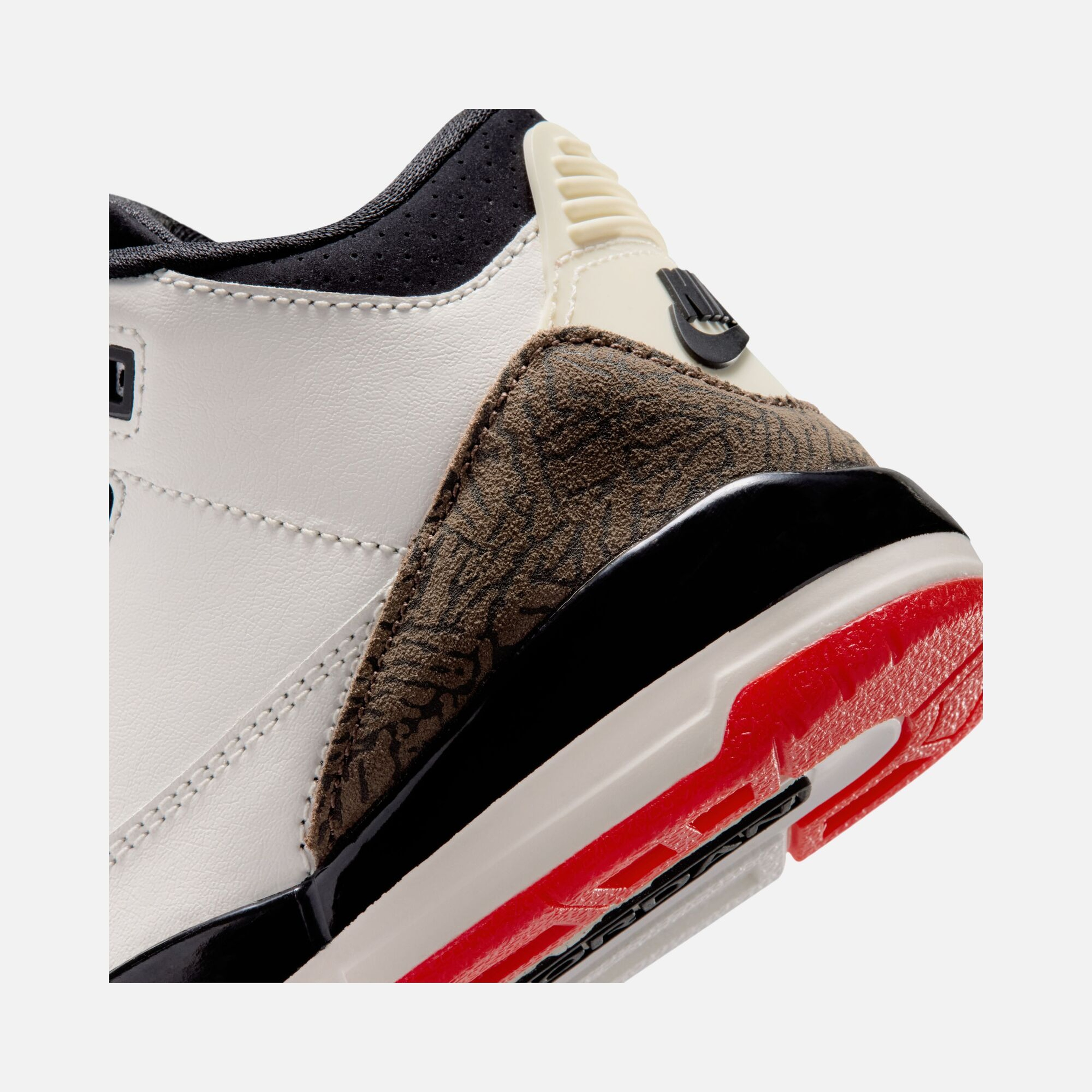 Nike Air Jordan 3 Retro (PS) Çocuk Spor Ayakkabı
