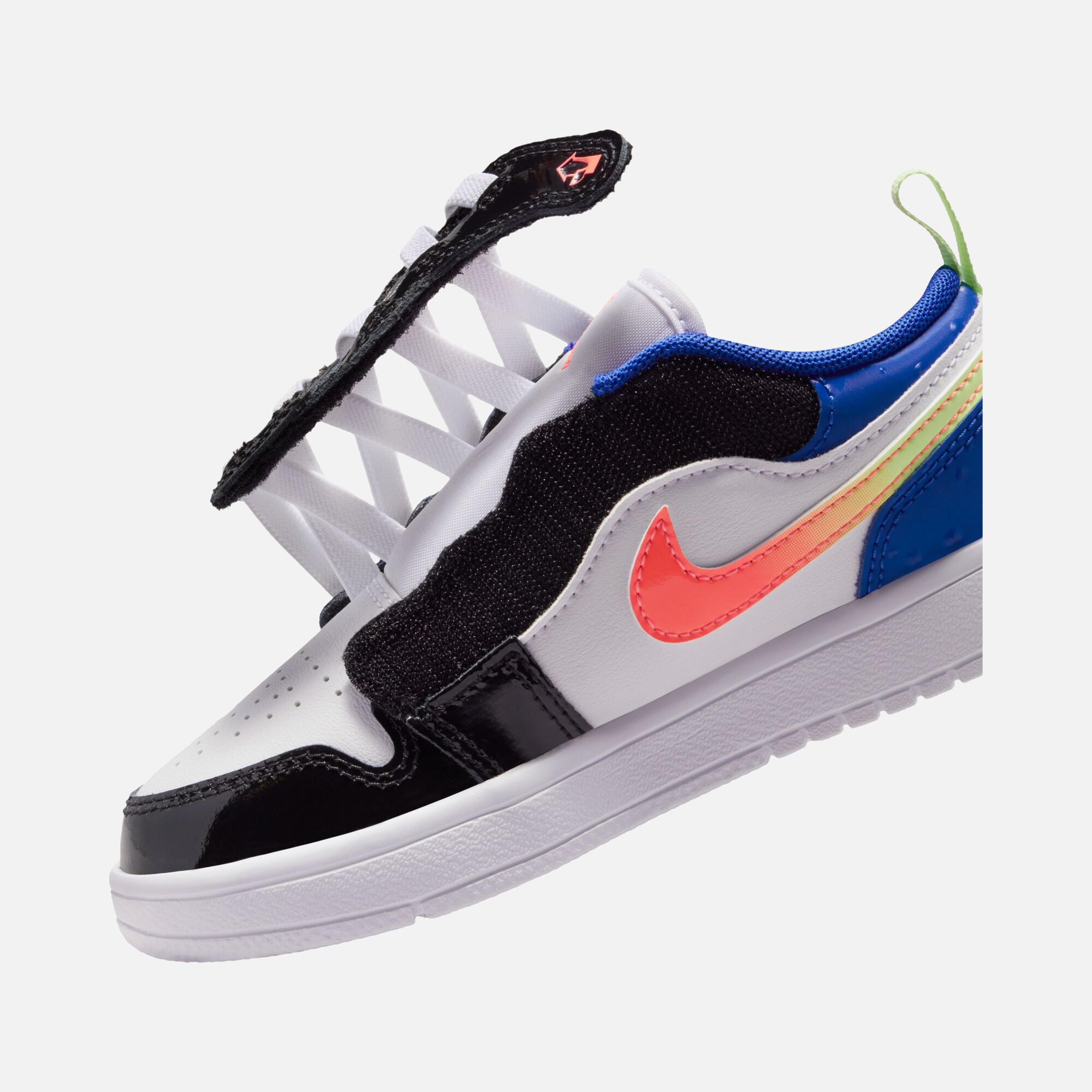 Nike Jordan 1 Low Alt SE Çocuk Spor Ayakkabı