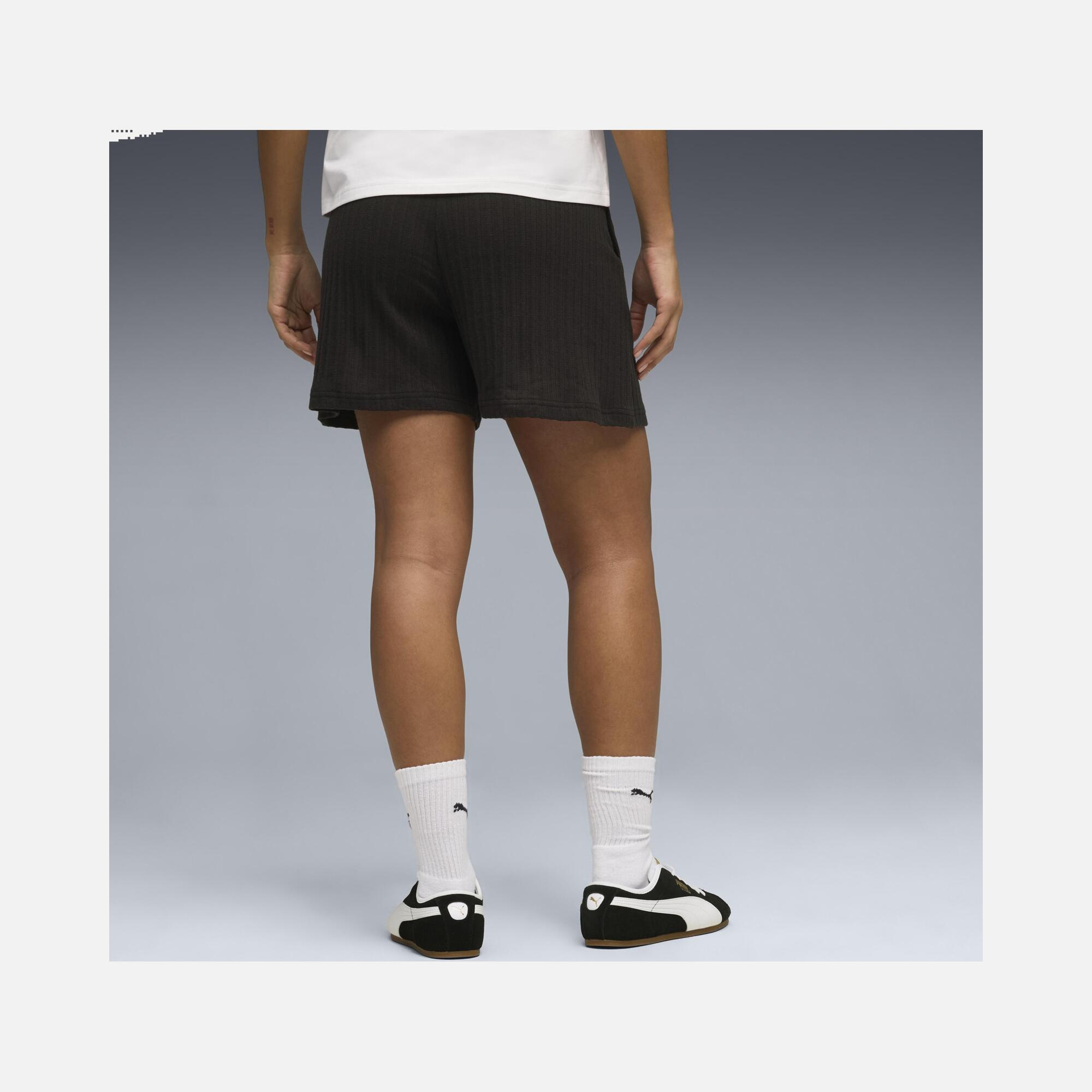 Puma Her High-Waist Shorts Kadın Şort