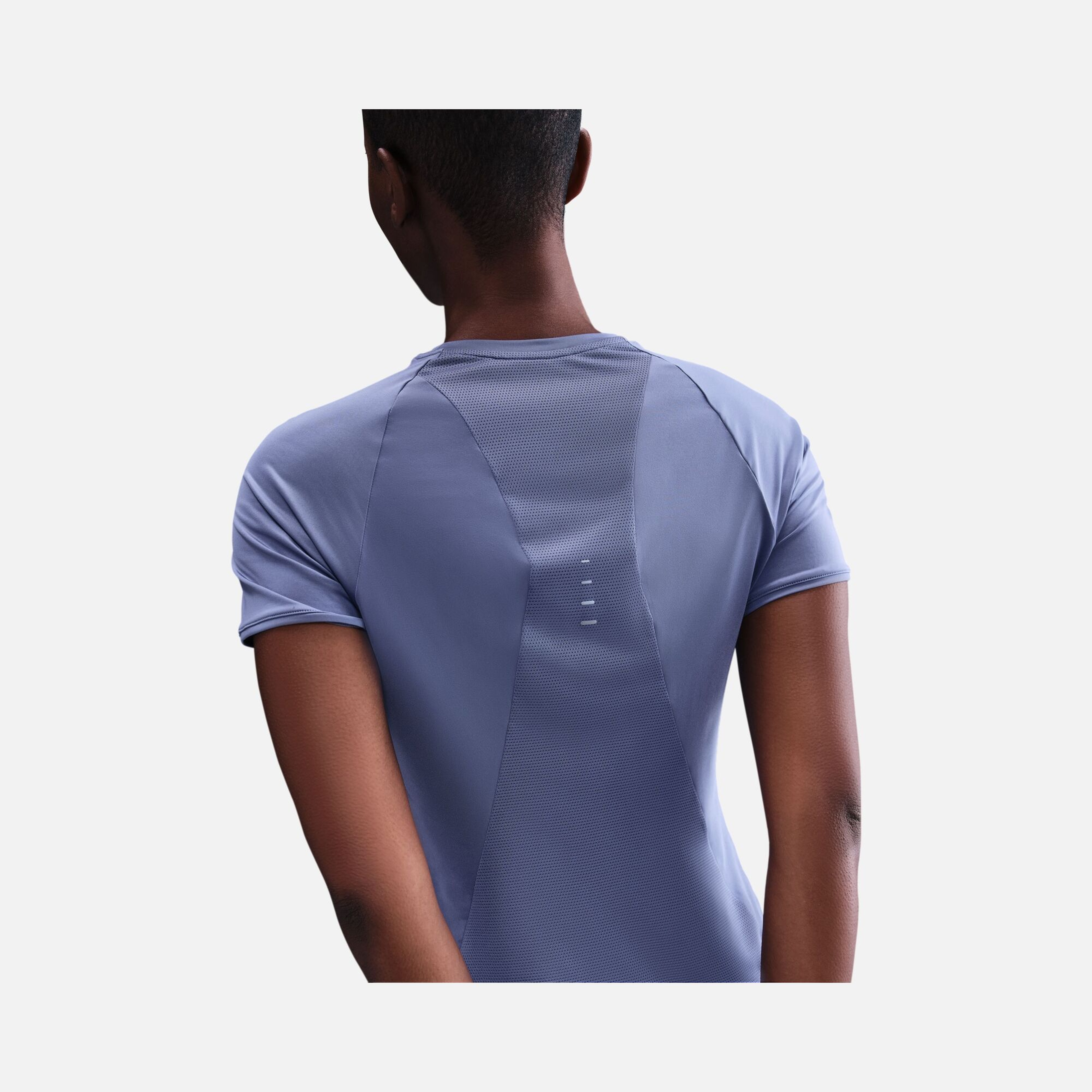 Nike Swift Dri-Fit Running Short-Sleeve Kadın Tişört