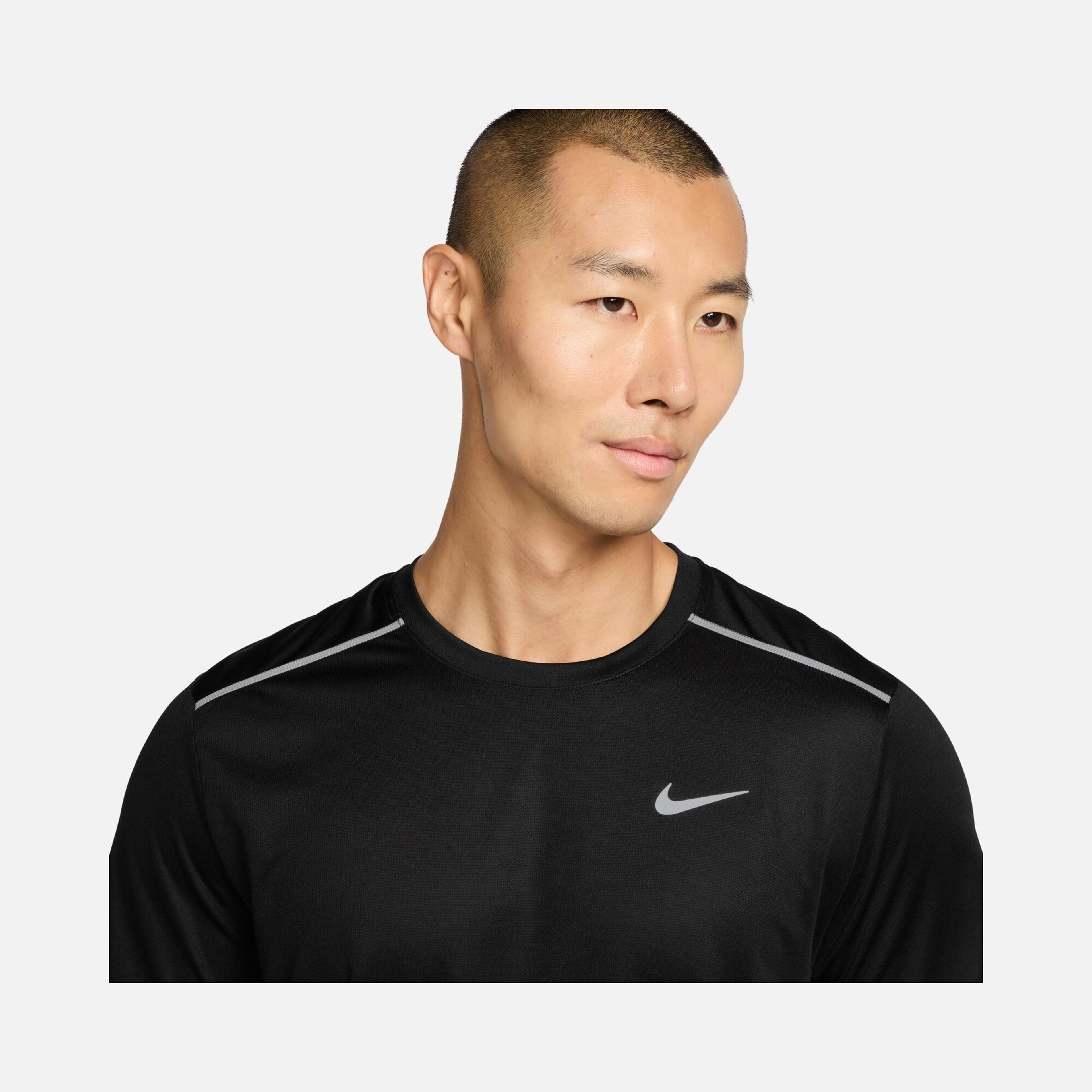 Nike Miler Dri-FIT UV-Protection Short-Sleeve Erkek Tişört