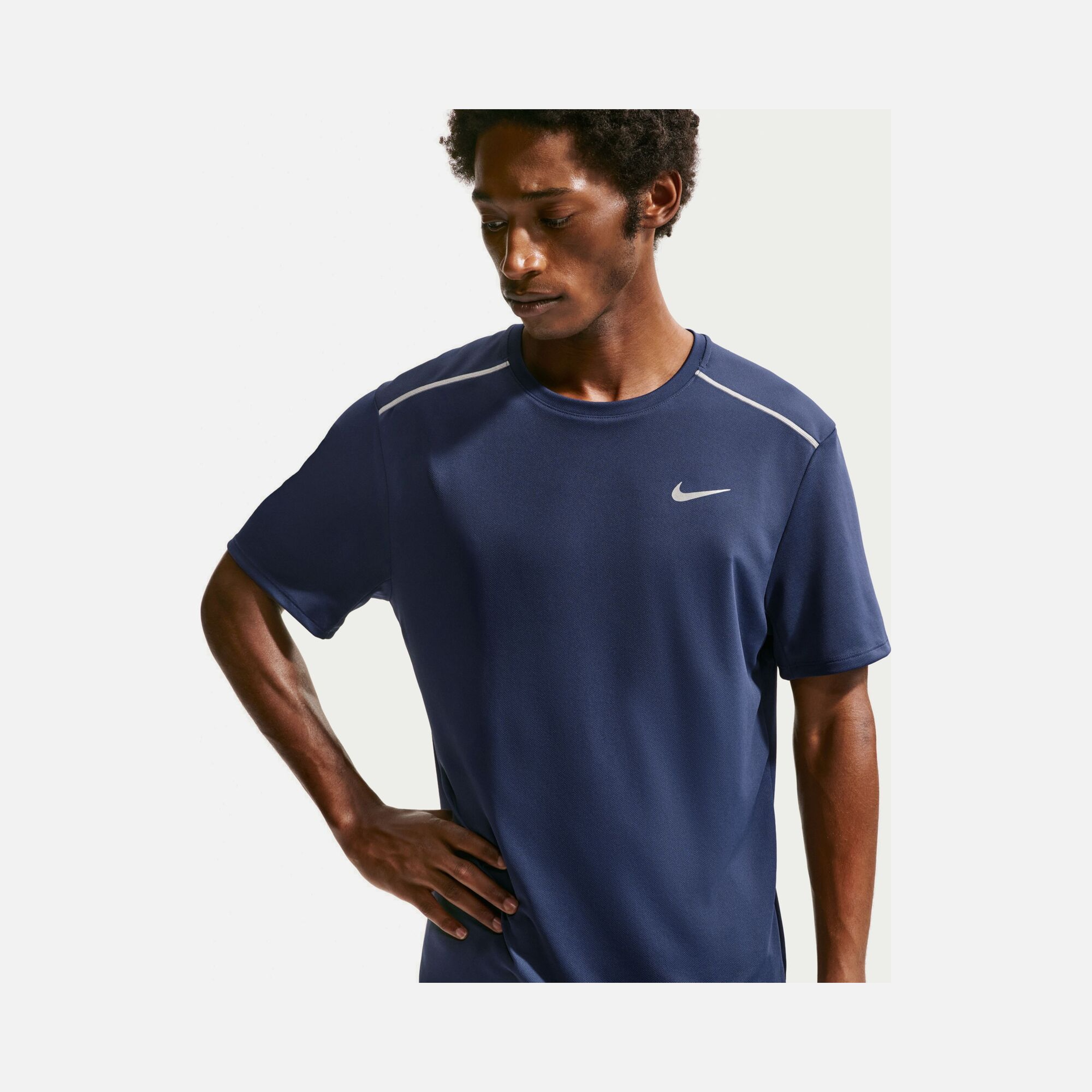 Nike Miler Dri-FIT UV-Protection Short-Sleeve Erkek Tişört