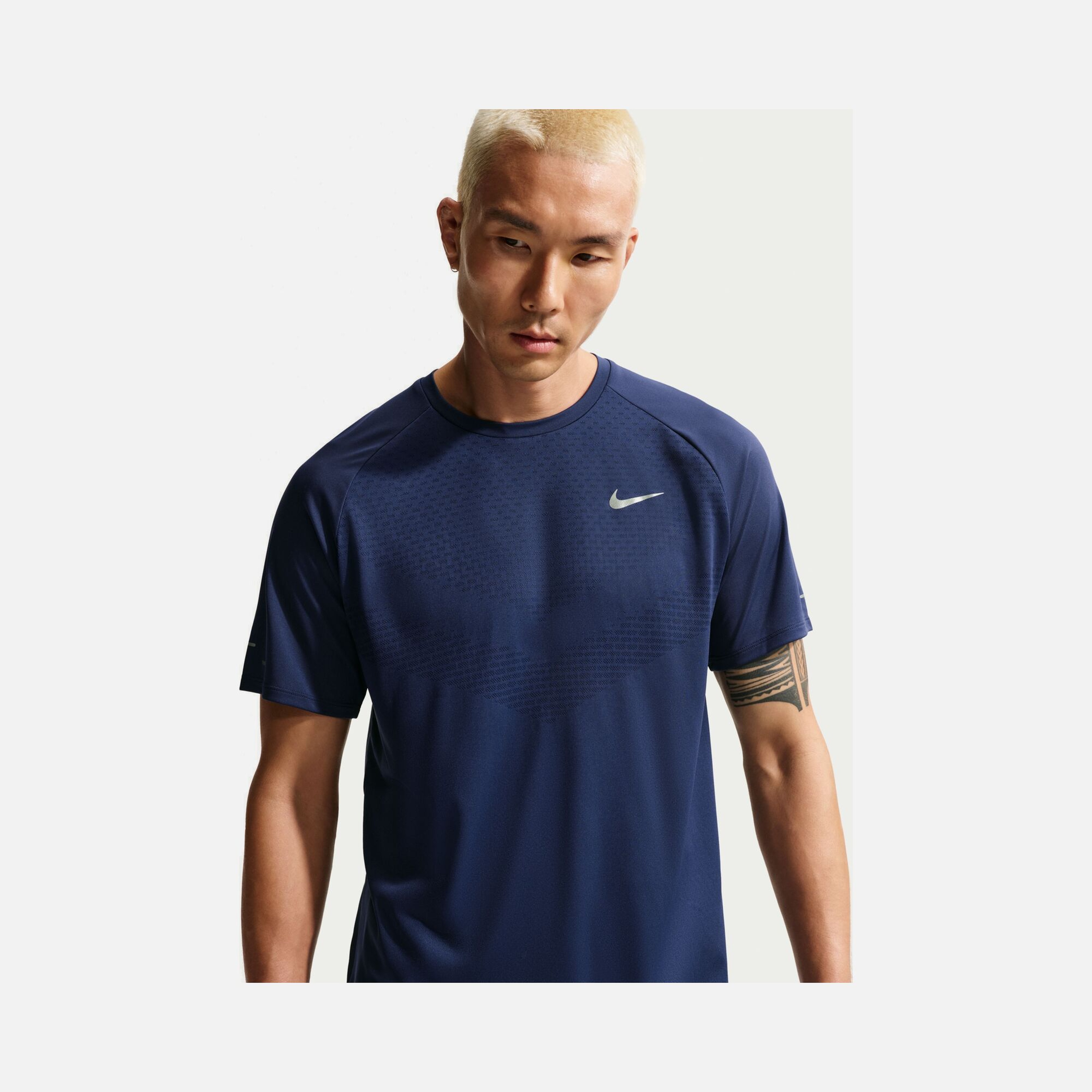 Nike Dri-Fit ADV Stride Running Short-Sleeve Erkek Tişört
