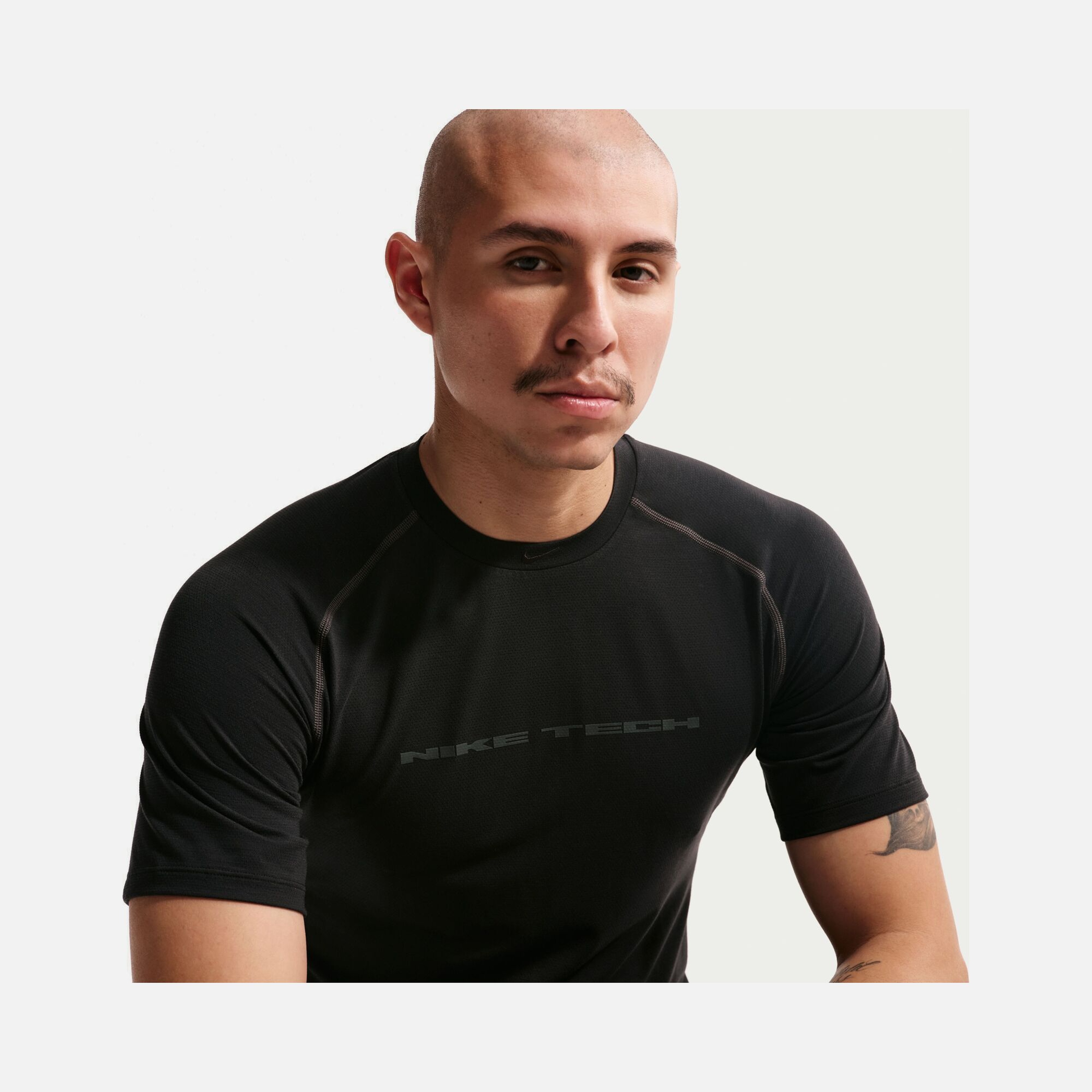 Nike Dri-FIT Tech Pro Erkek Tişört