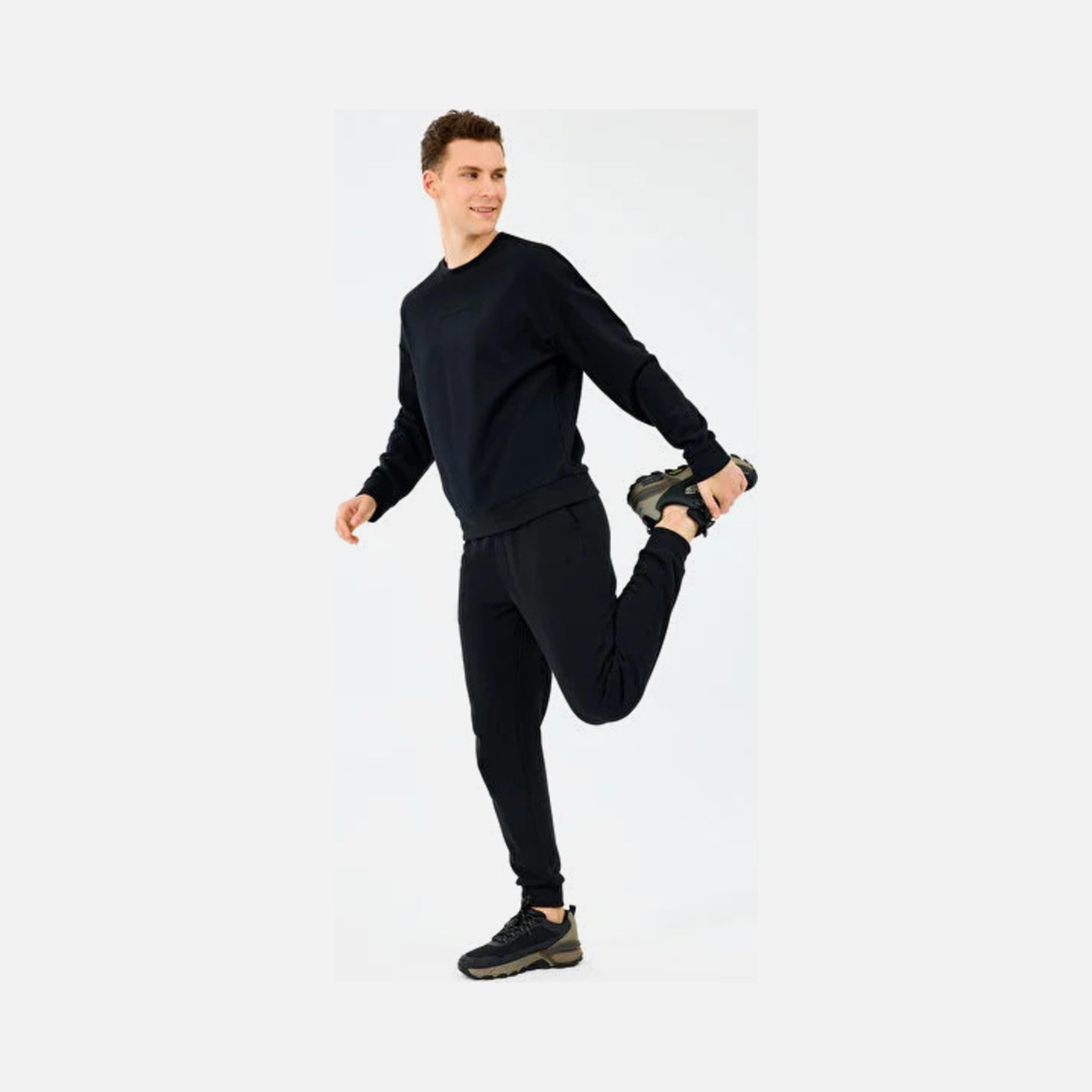 Skechers M Essential Crewneck Erkek Sweatshirt