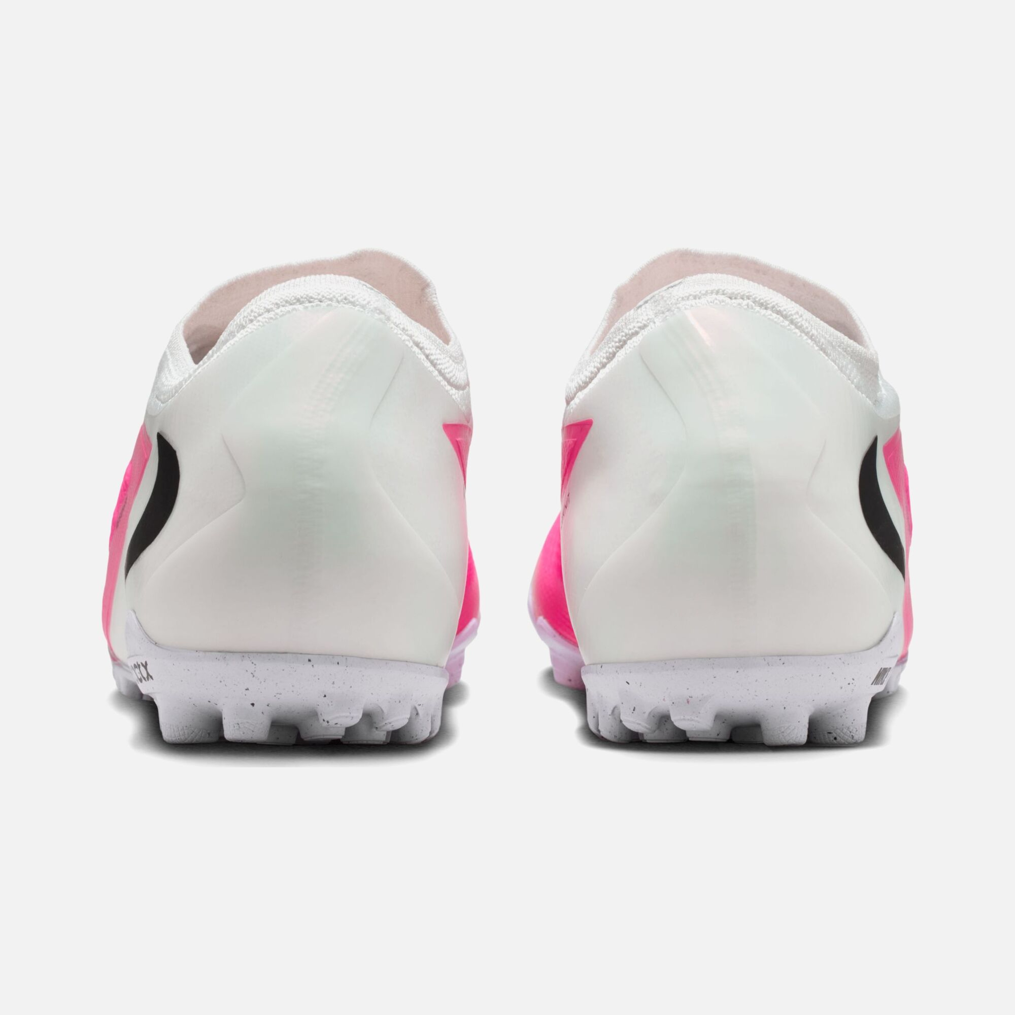 Nike Phantom 6 Low Pro Erkek Krampon
