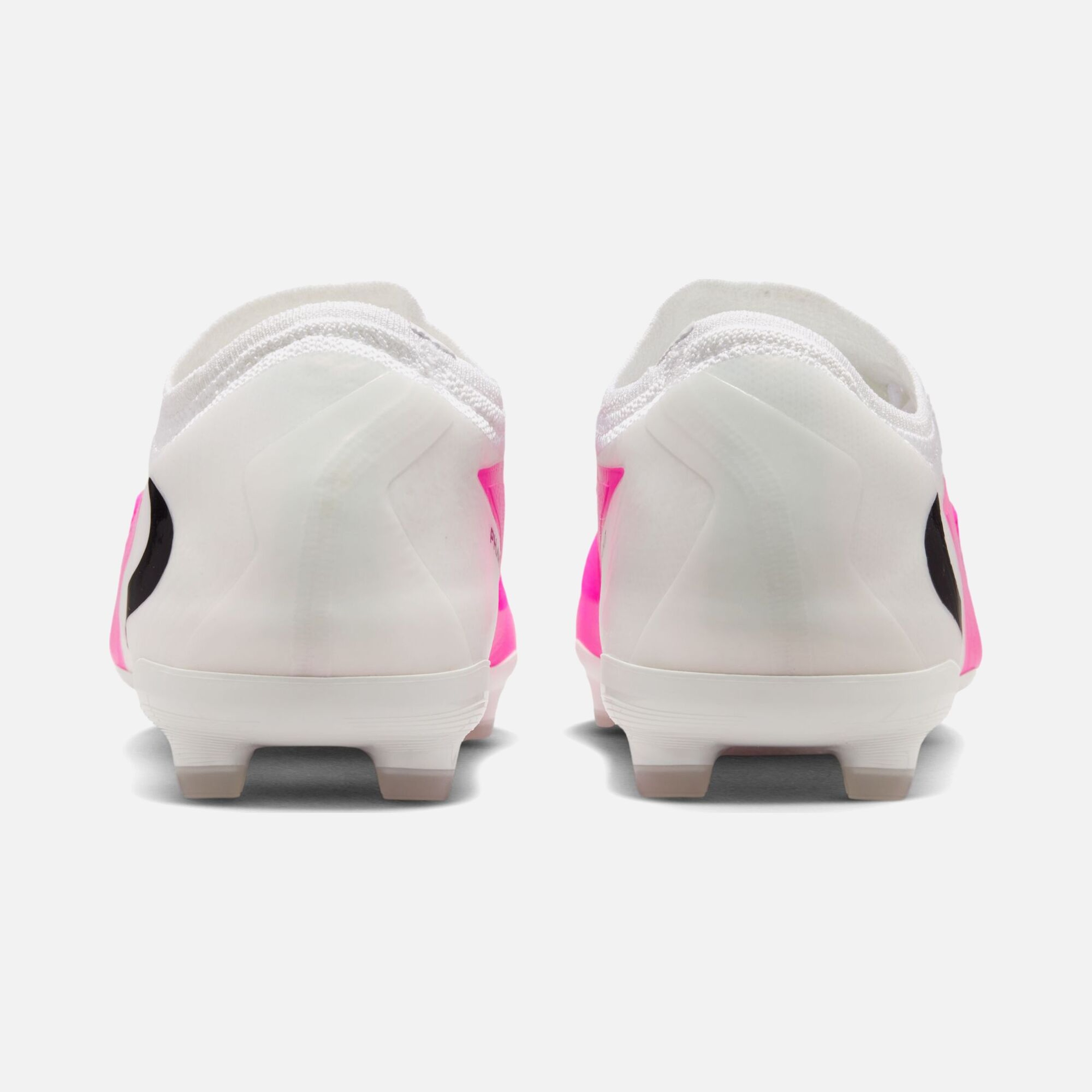 Nike Jr. Phantom 6 Low Pro Çocuk Krampon