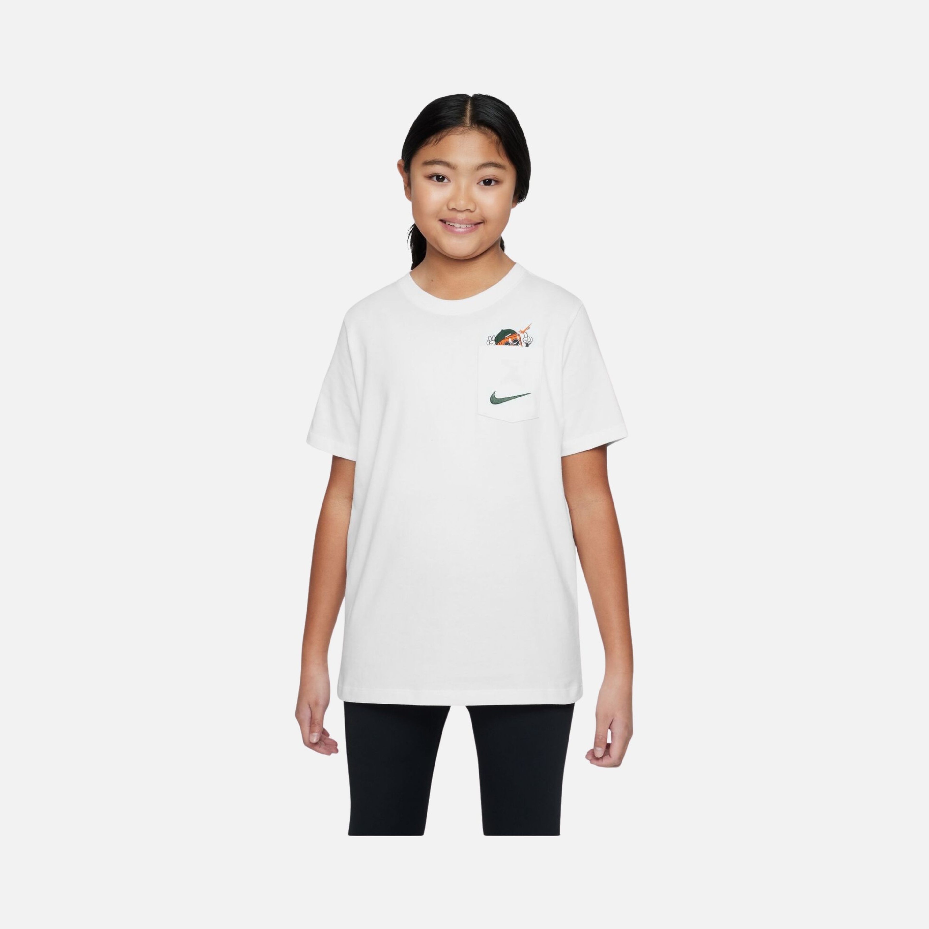 Nike K Nsw Tee Boxy Pkt Çocuk Tişört