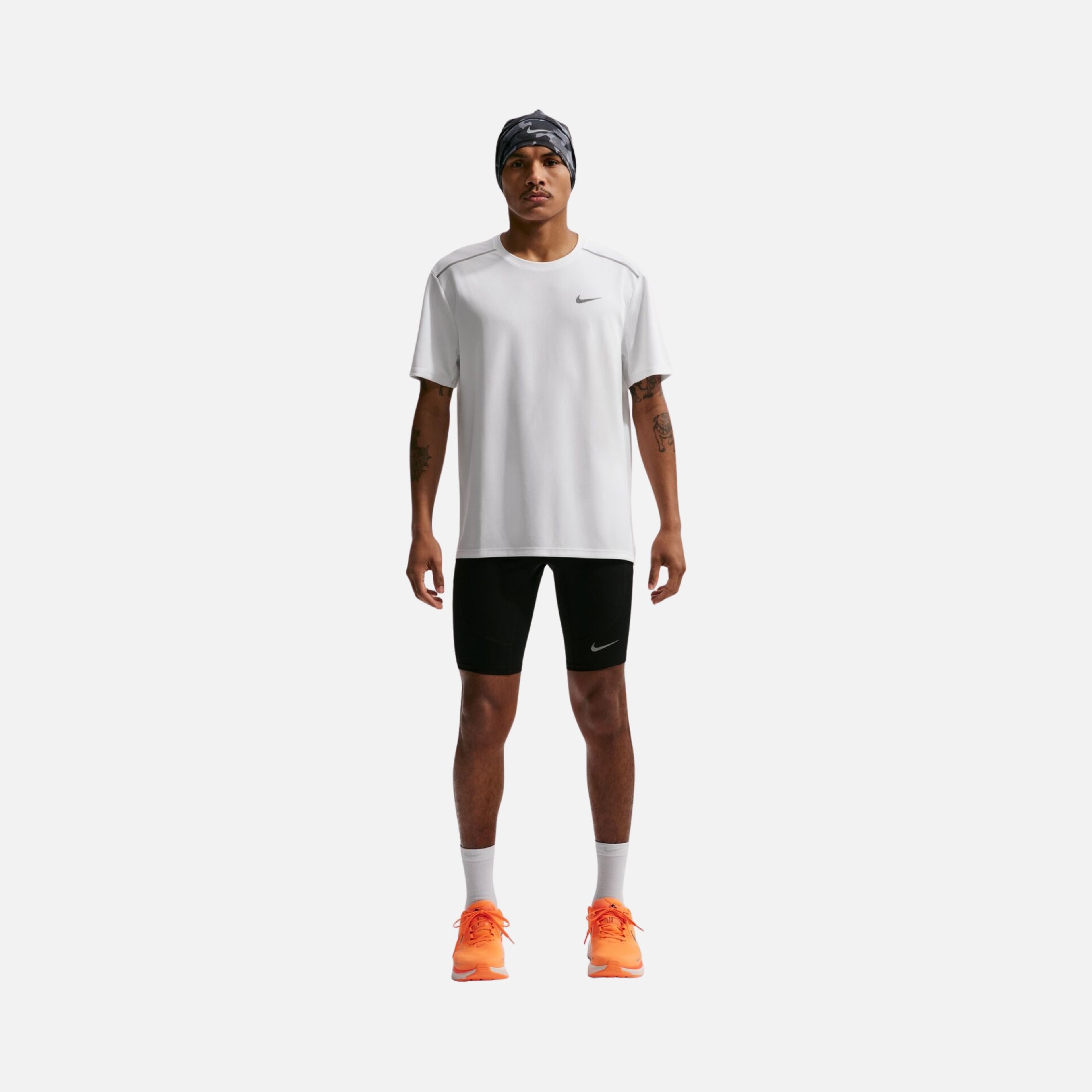 Nike Miler Dri-FIT UV-Protection Short-Sleeve Erkek Tişört