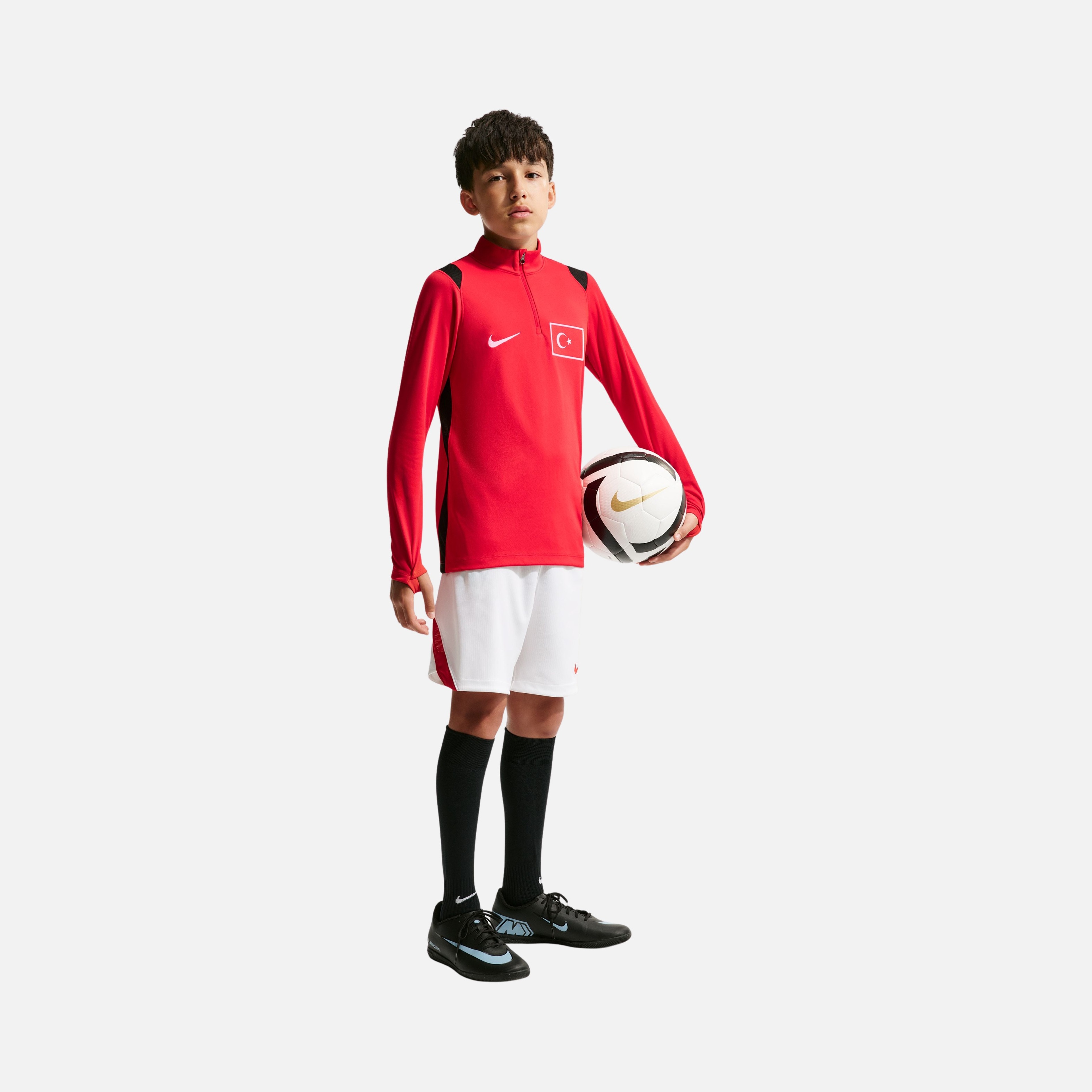 Nike Türkiye 2026 Academy Pro Drill Çocuk Tişört