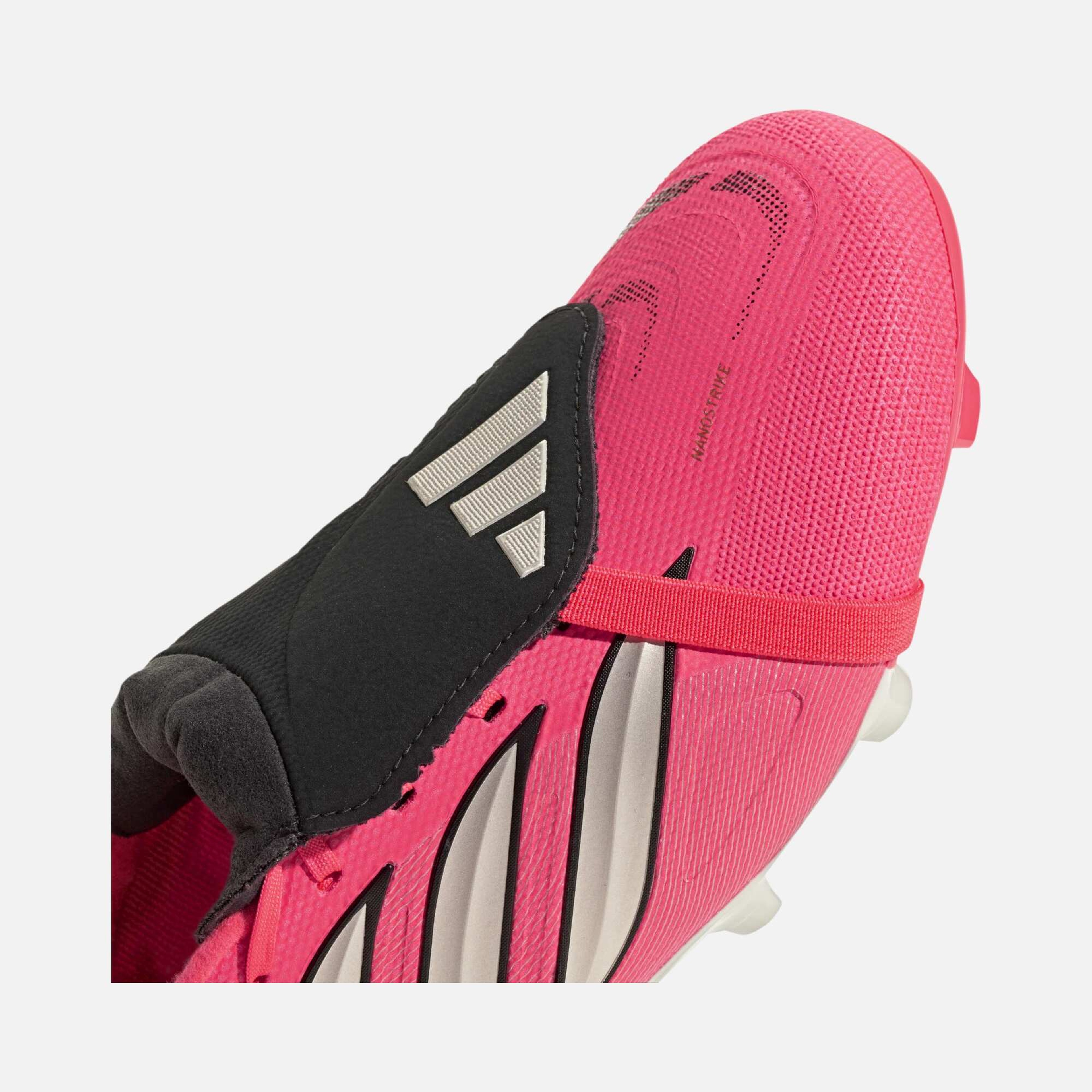 adidas Predator League Fold-Over Tongue Firm Ground Erkek Krampon